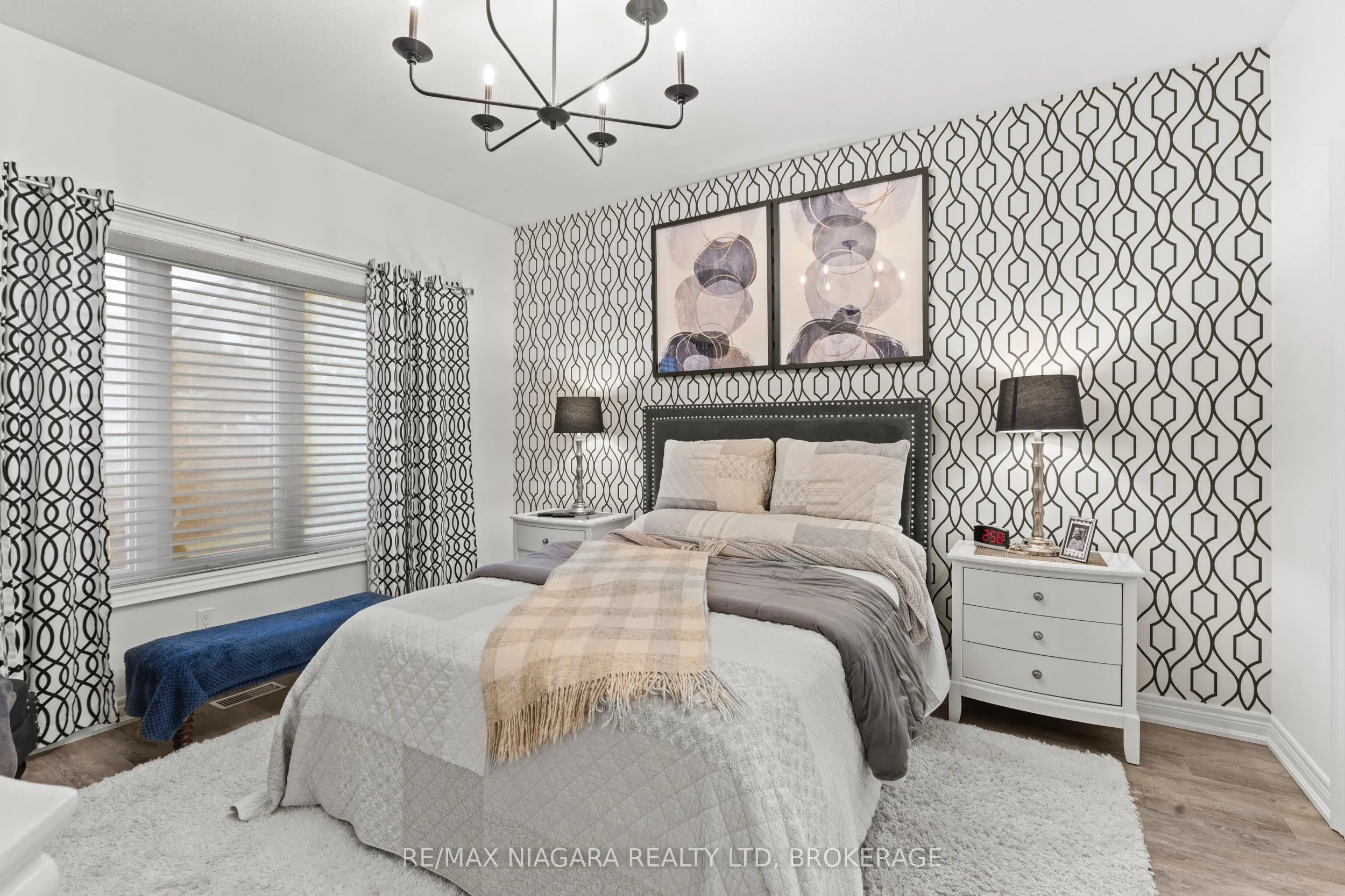 35 Burleigh Road S