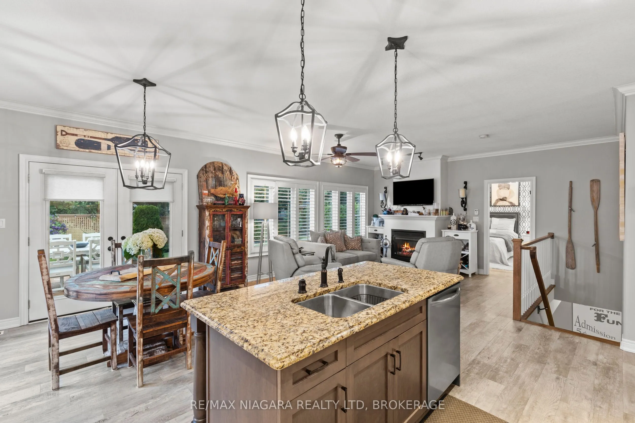 35 Burleigh Road S