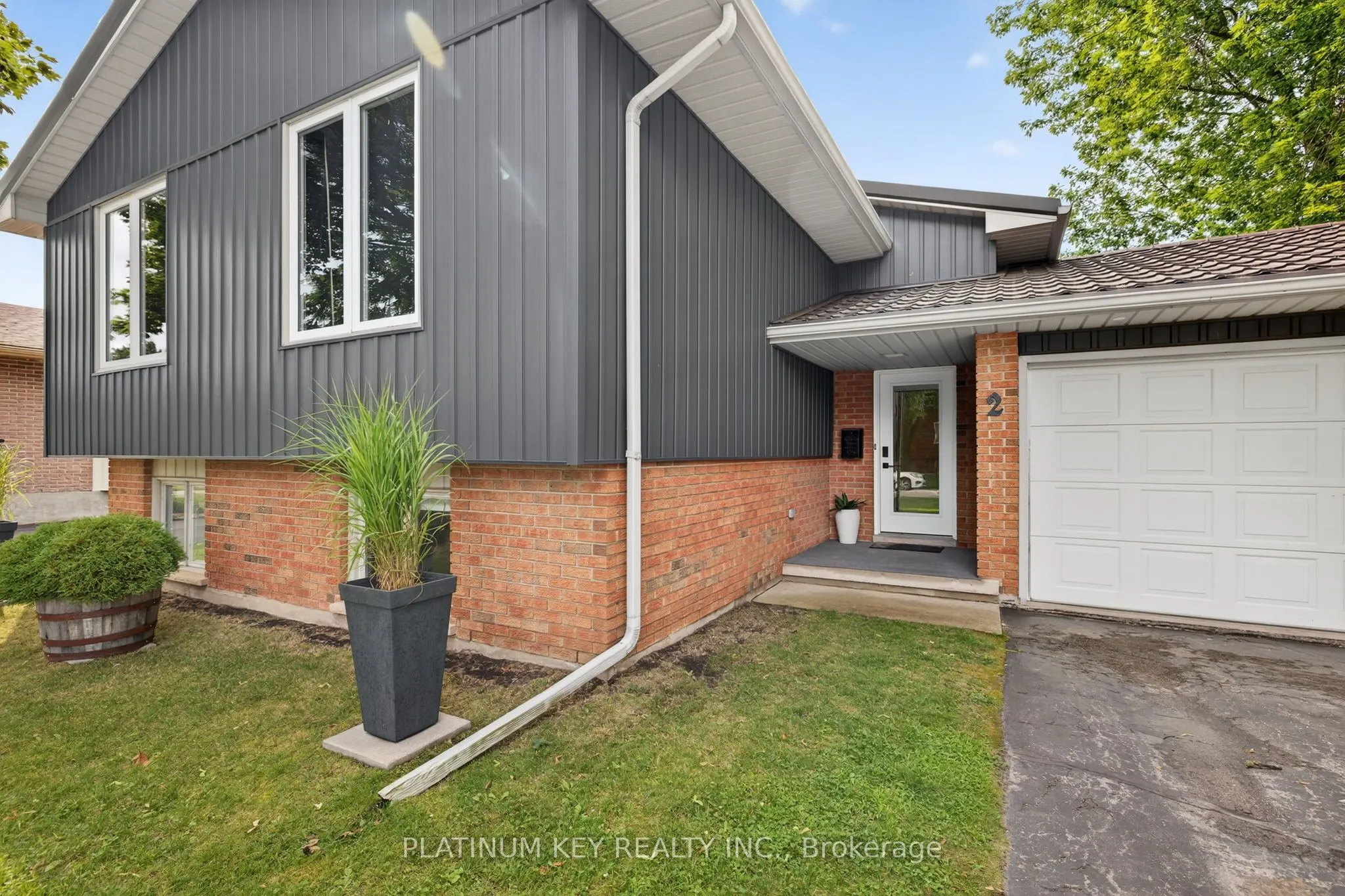 2 Arva Court