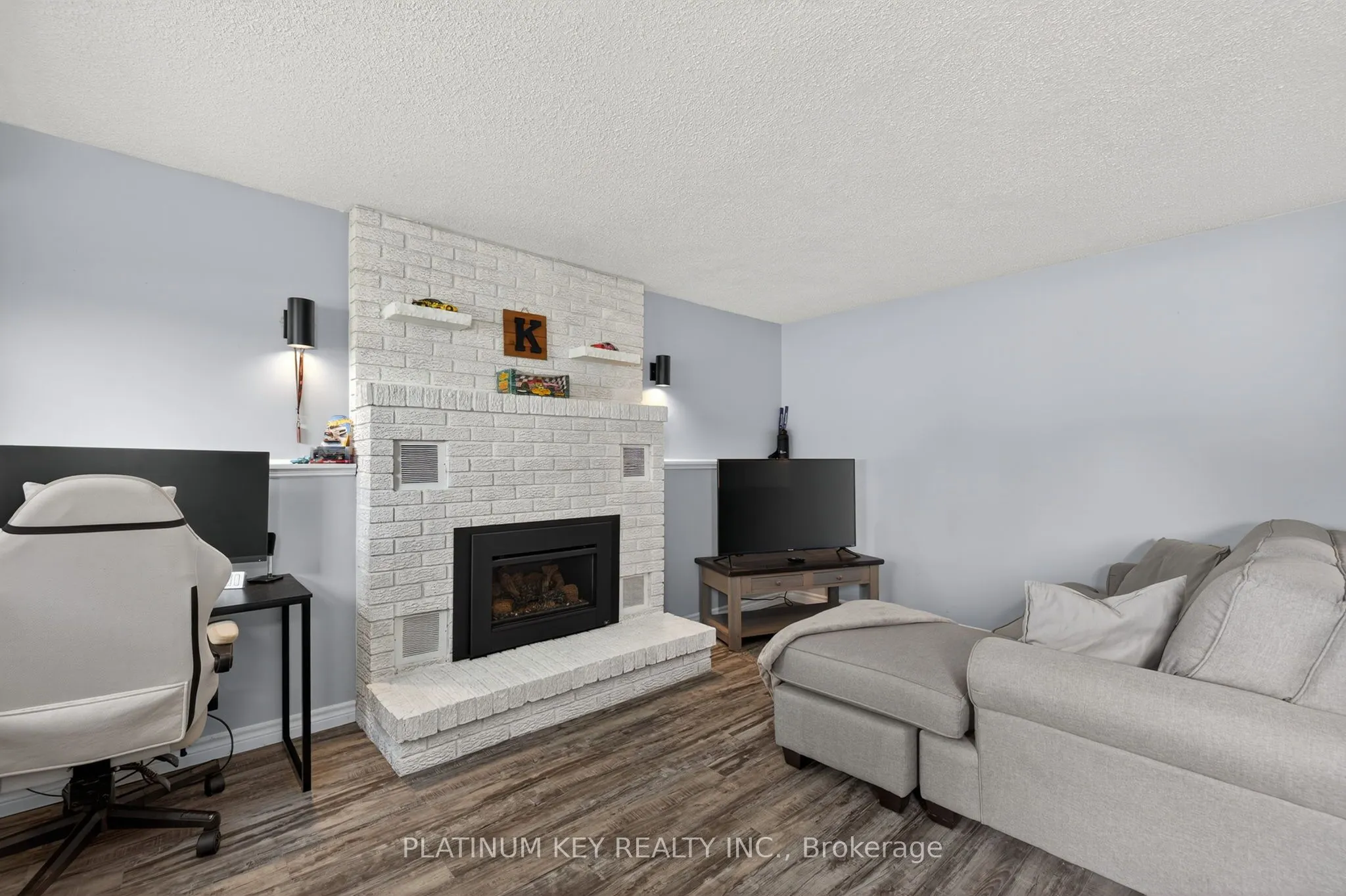 2 Arva Court