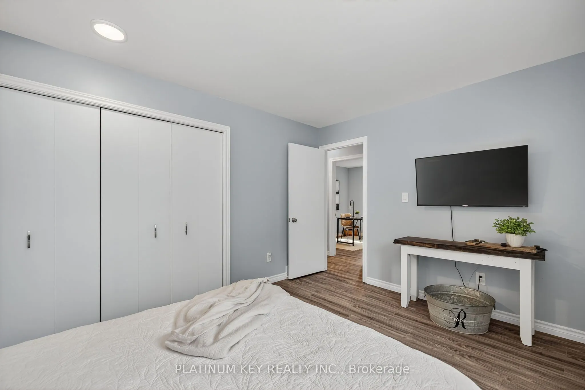 2 Arva Court