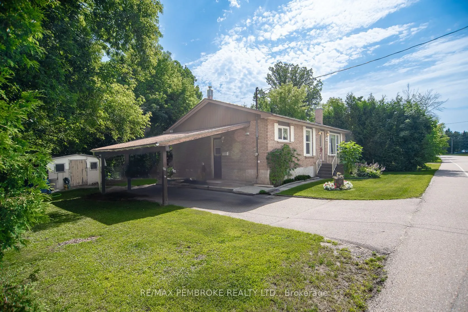 293 Everett Street