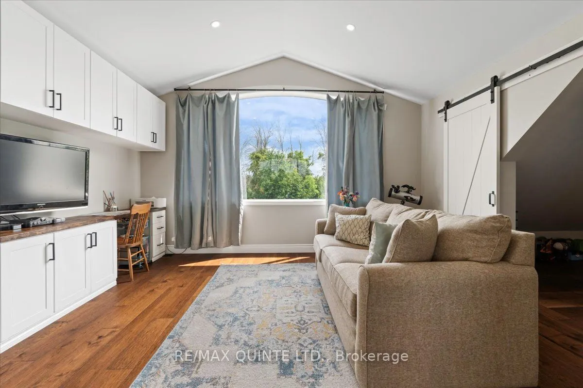 806 Newburgh Road
