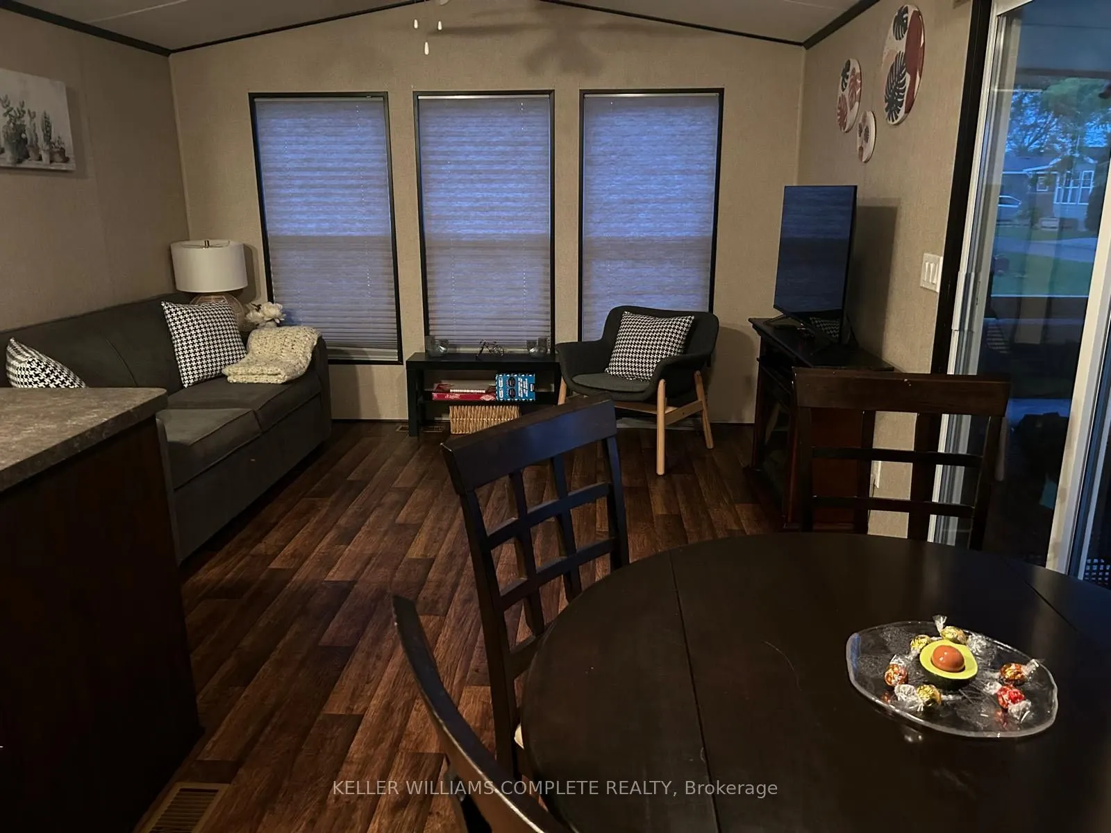 1501 LINE 8 Road, #520