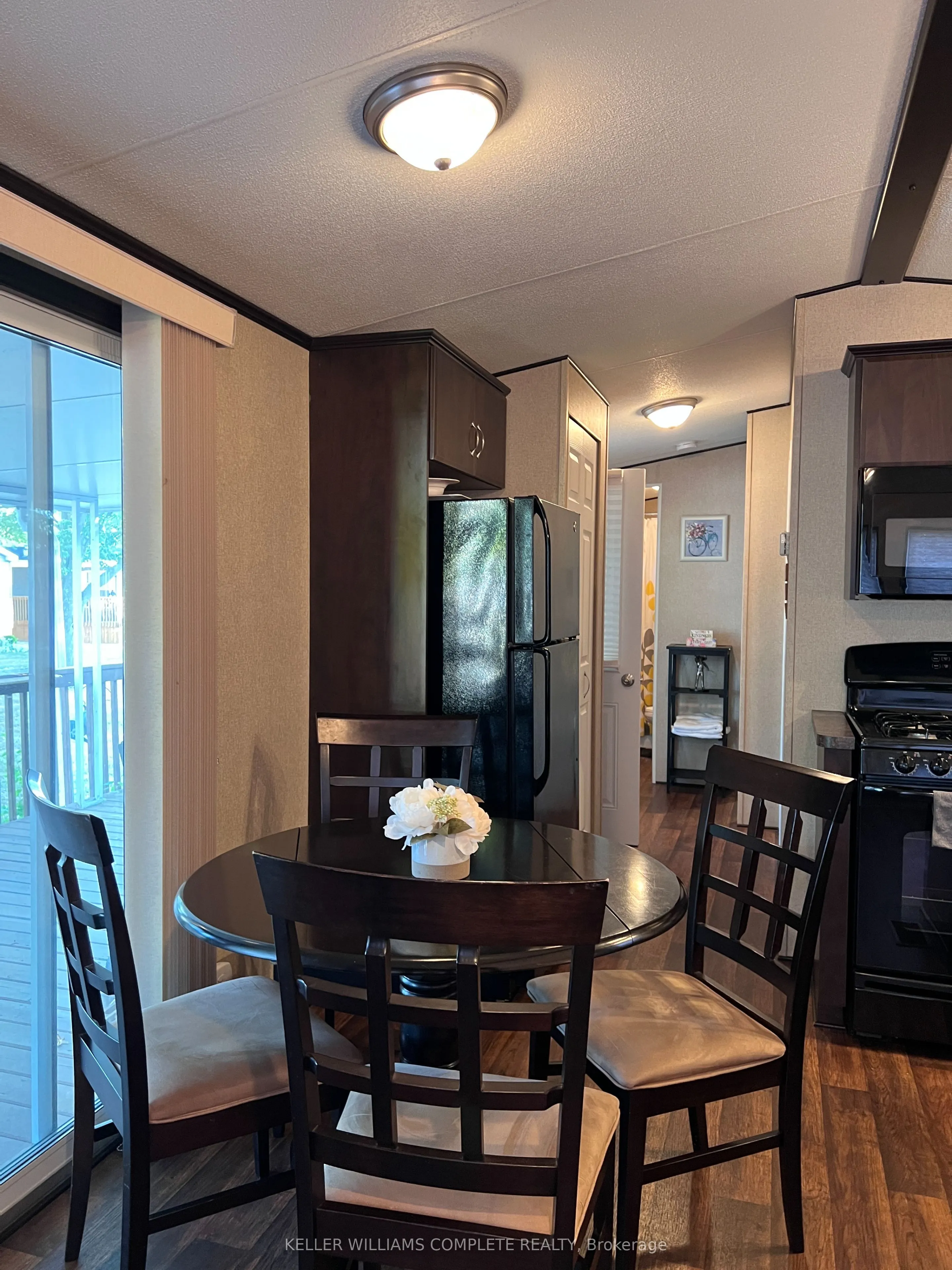1501 LINE 8 Road, #520
