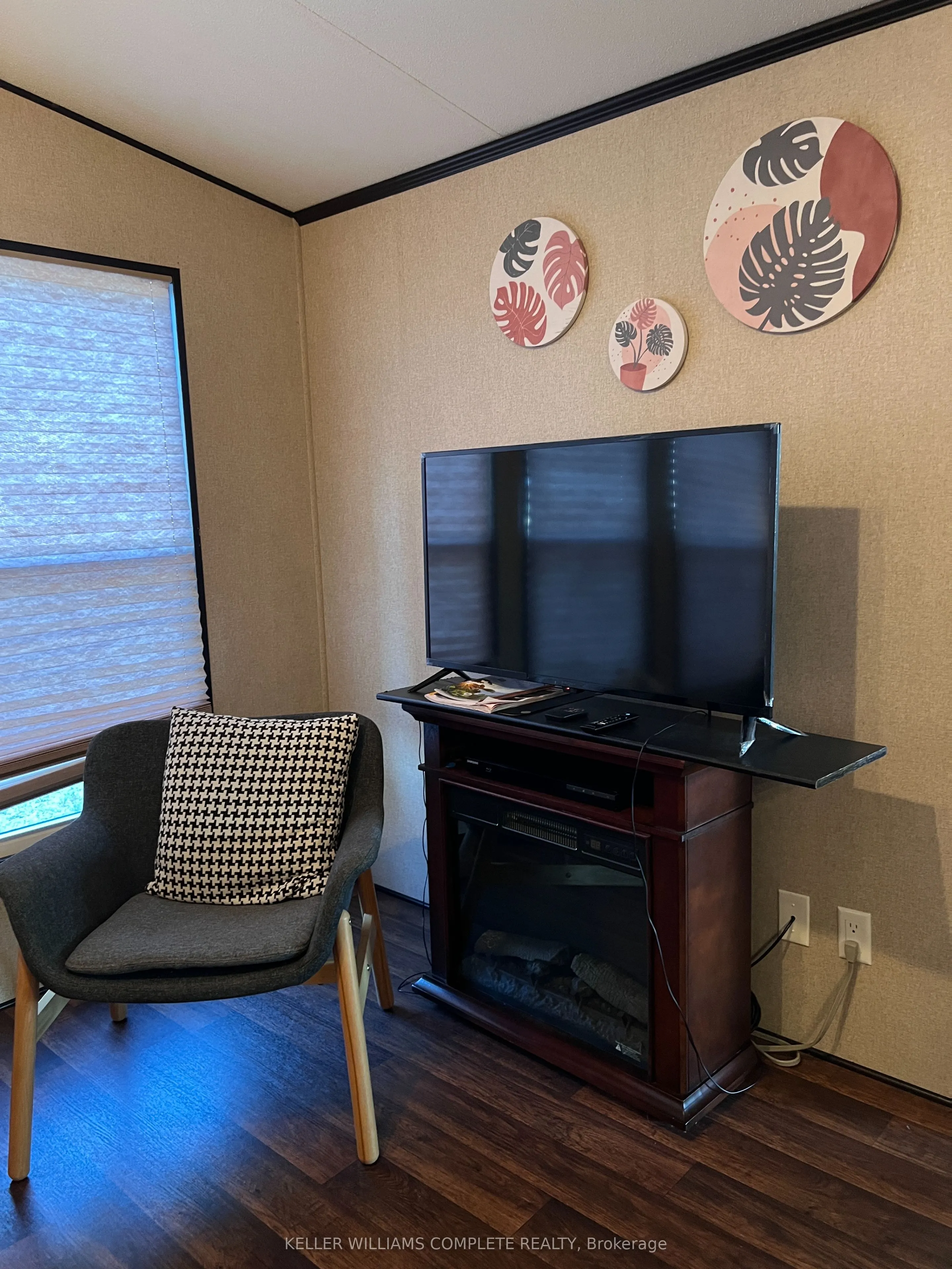 1501 LINE 8 Road, #520