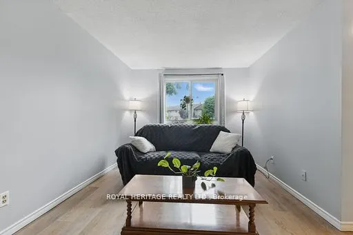 482 Springbank Avenue N, #10