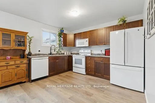 482 Springbank Avenue N, #10