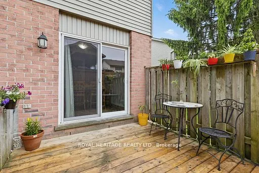 482 Springbank Avenue N, #10