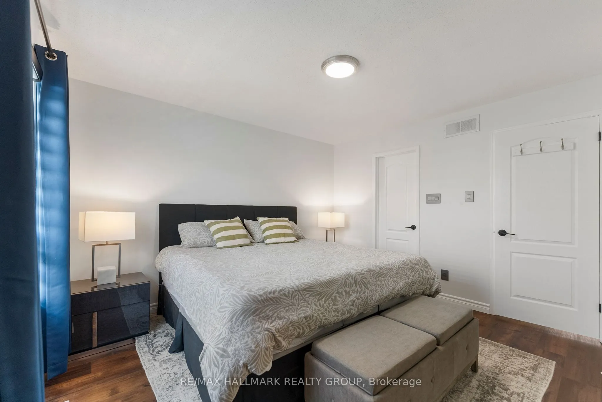 282 Cresthaven Drive, #11