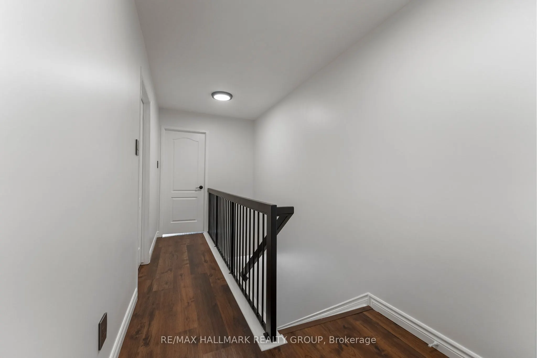 282 Cresthaven Drive, #11
