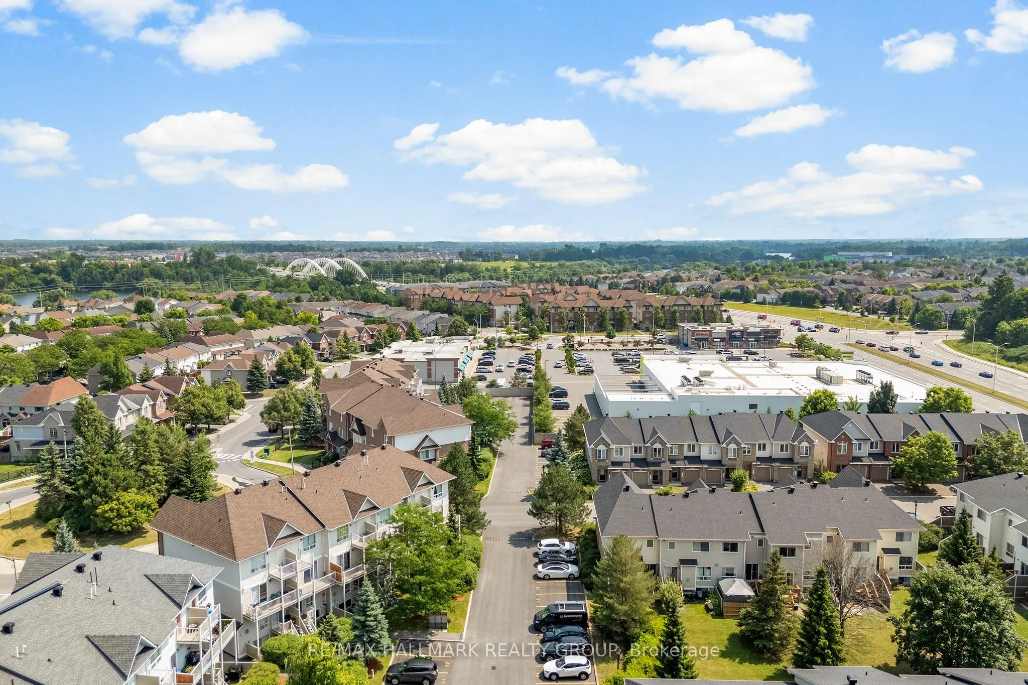 282 Cresthaven Drive, #11