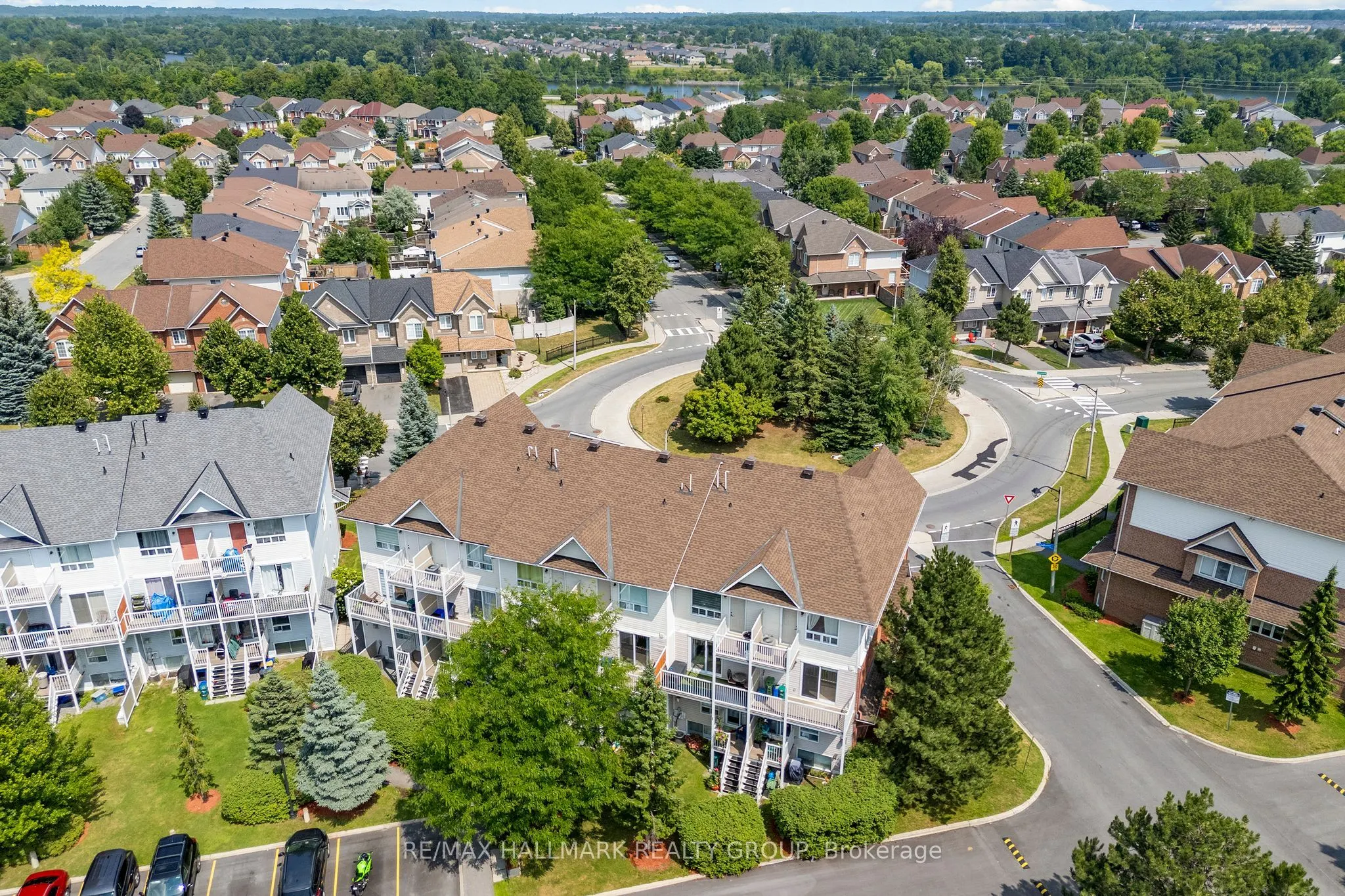 282 Cresthaven Drive, #11