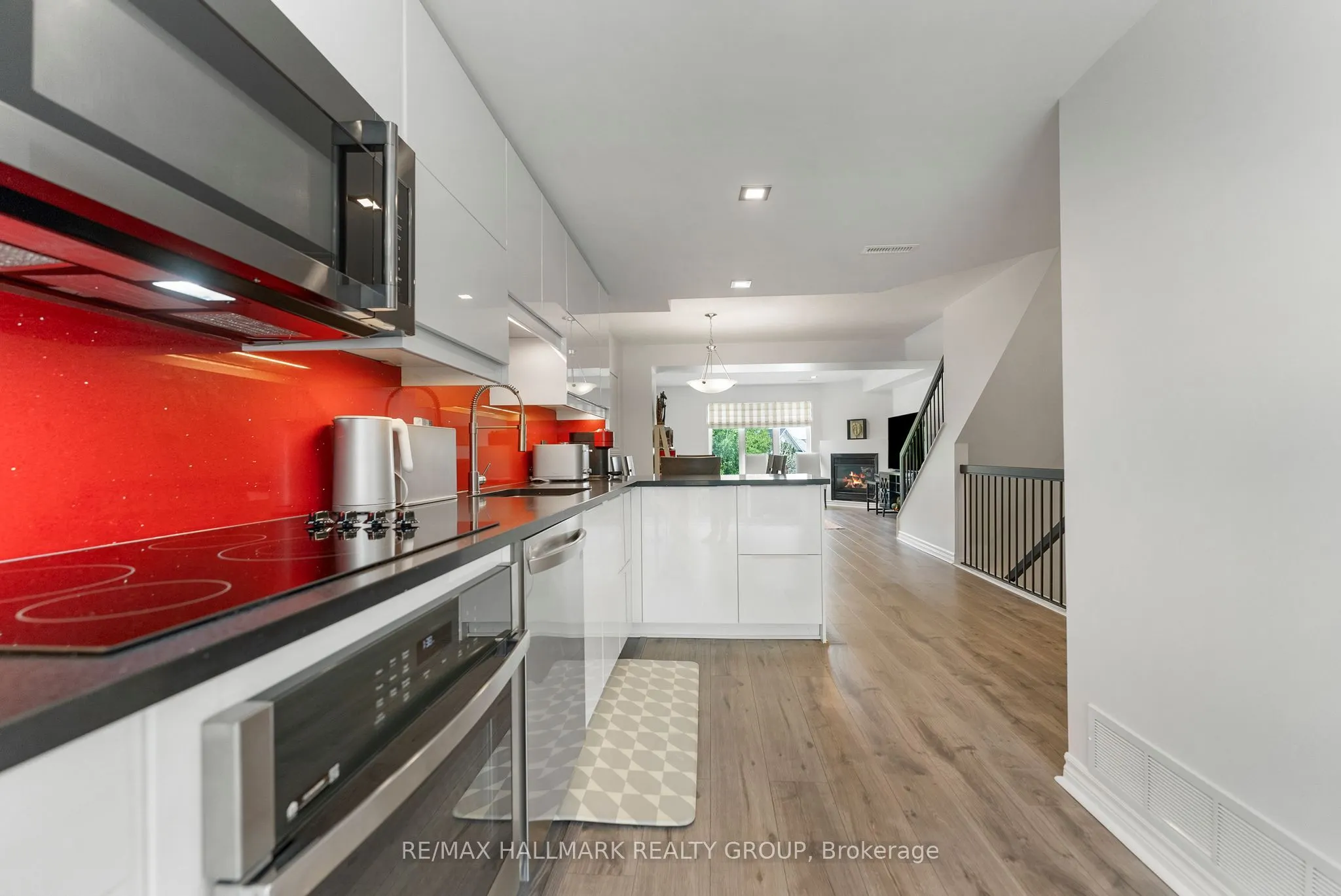 282 Cresthaven Drive, #11