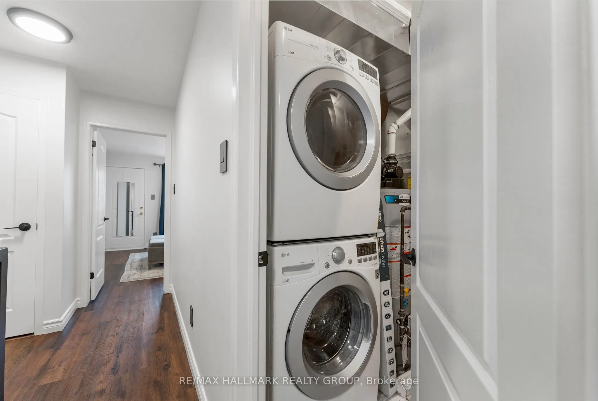282 Cresthaven Drive, #11