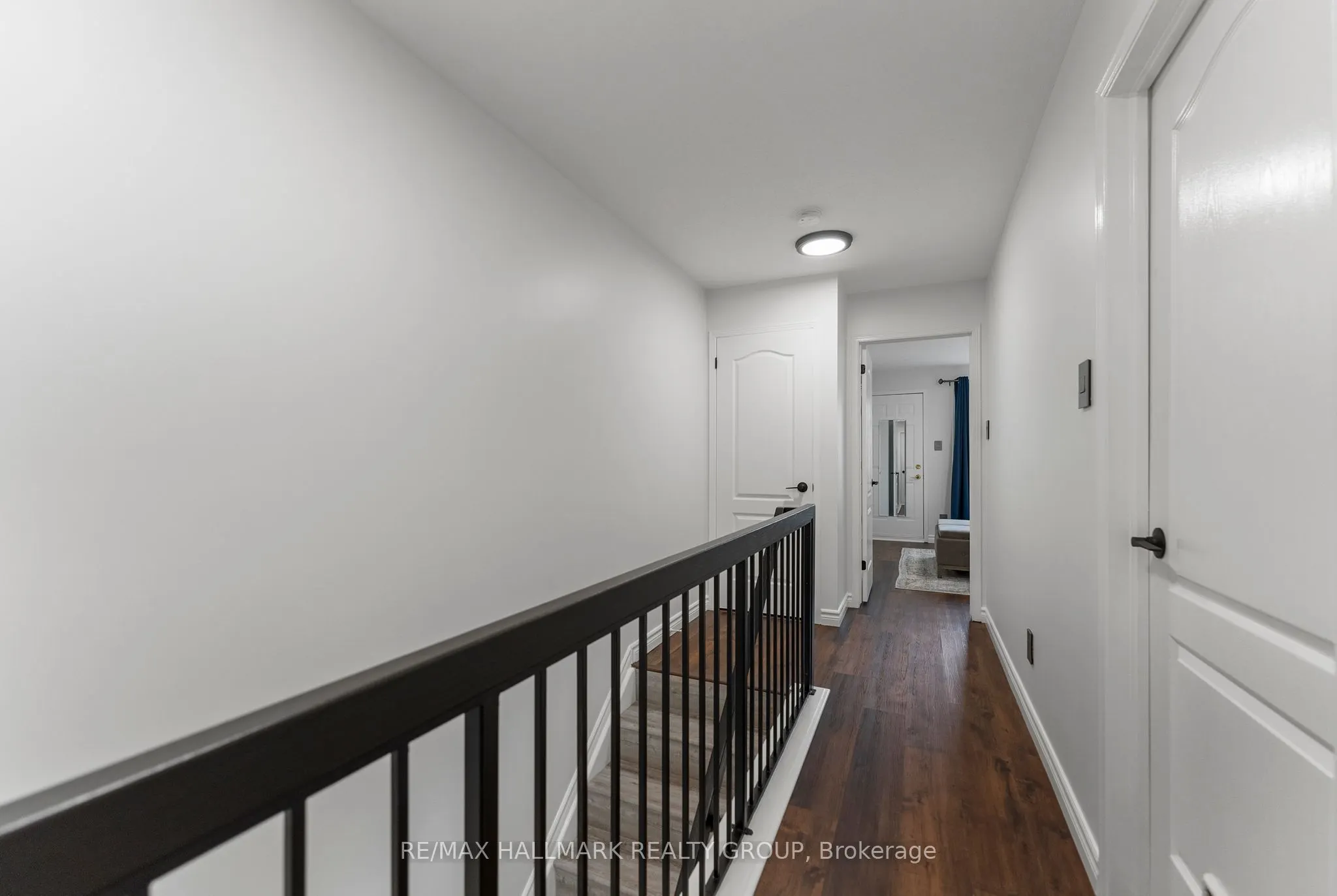 282 Cresthaven Drive, #11