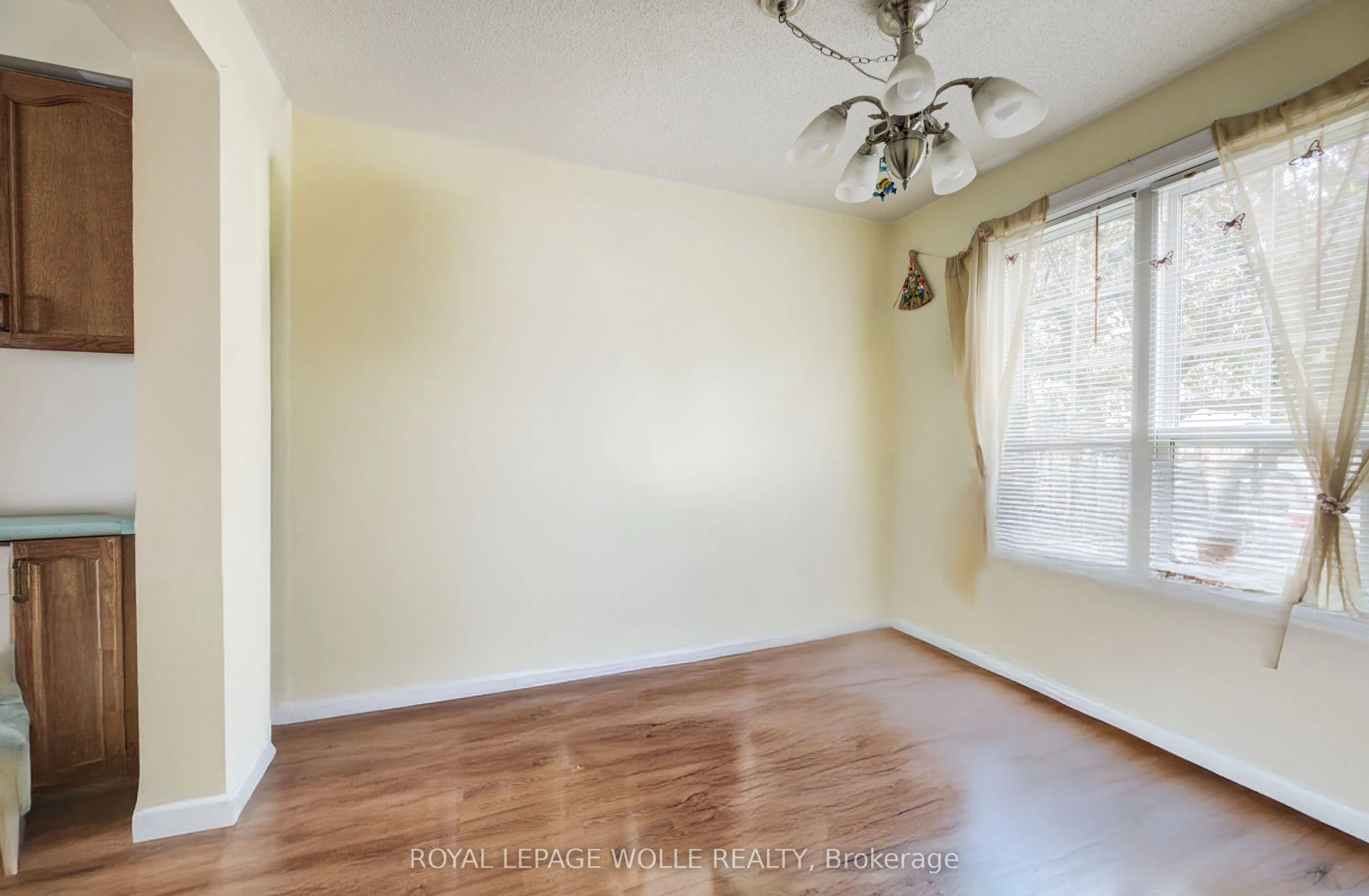 465 Woolwich Street N, #17