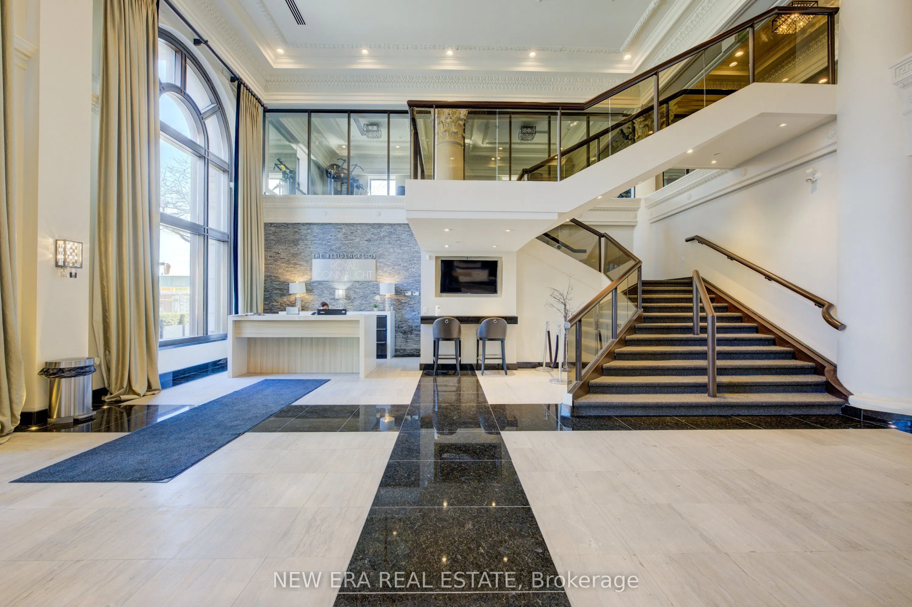 112 King Street E, #506