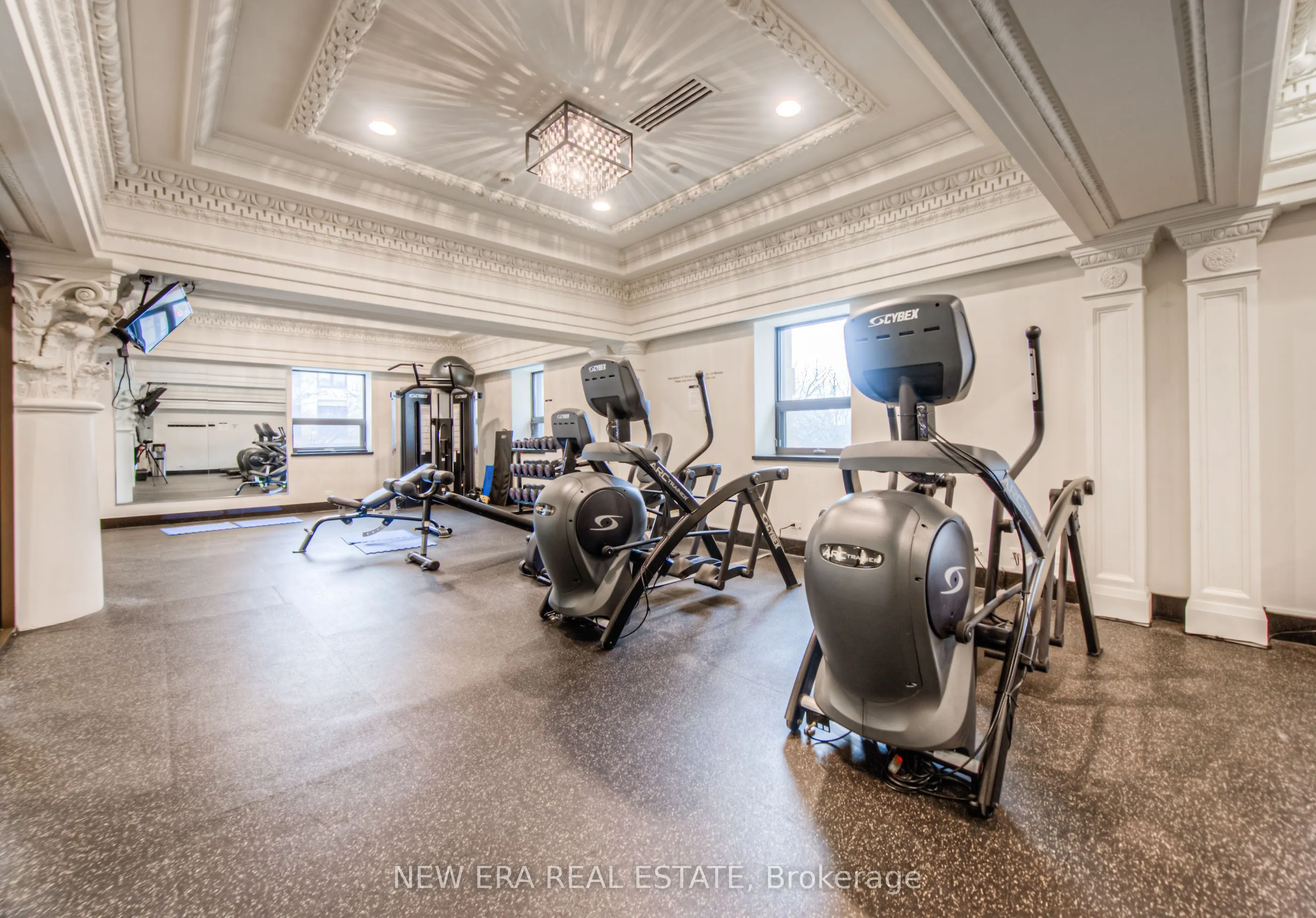 112 King Street E, #506