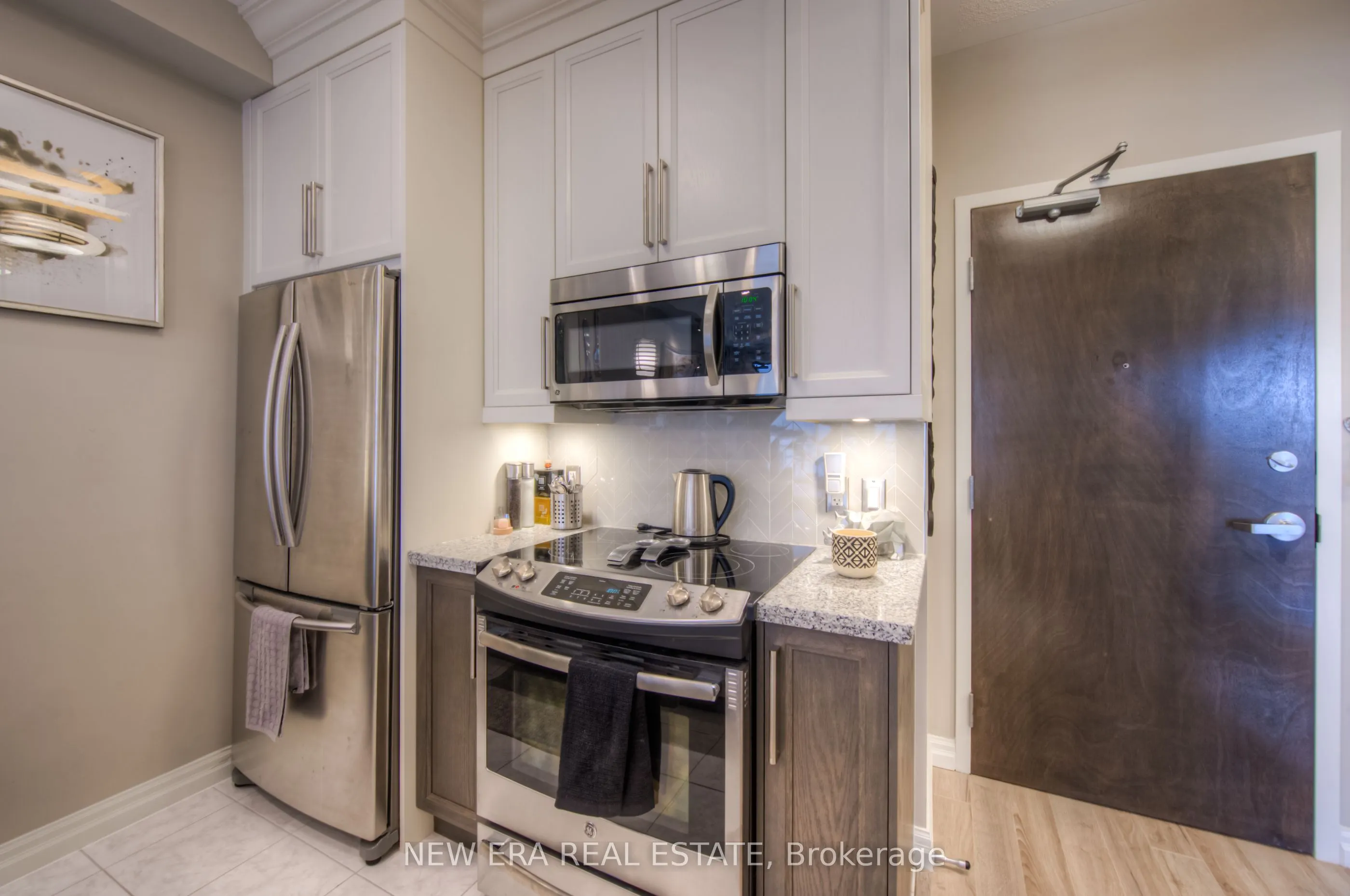 112 King Street E, #506