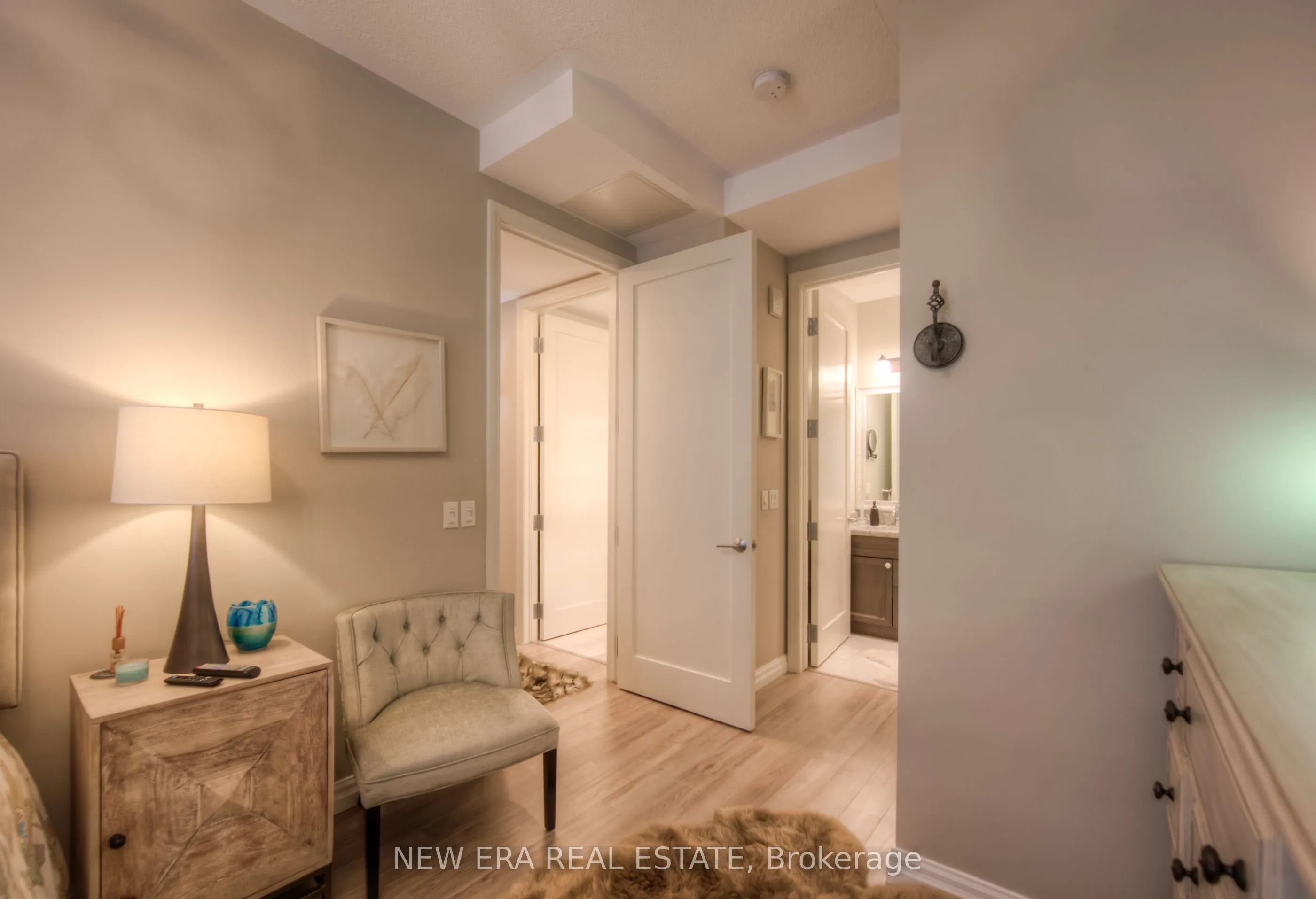 112 King Street E, #506
