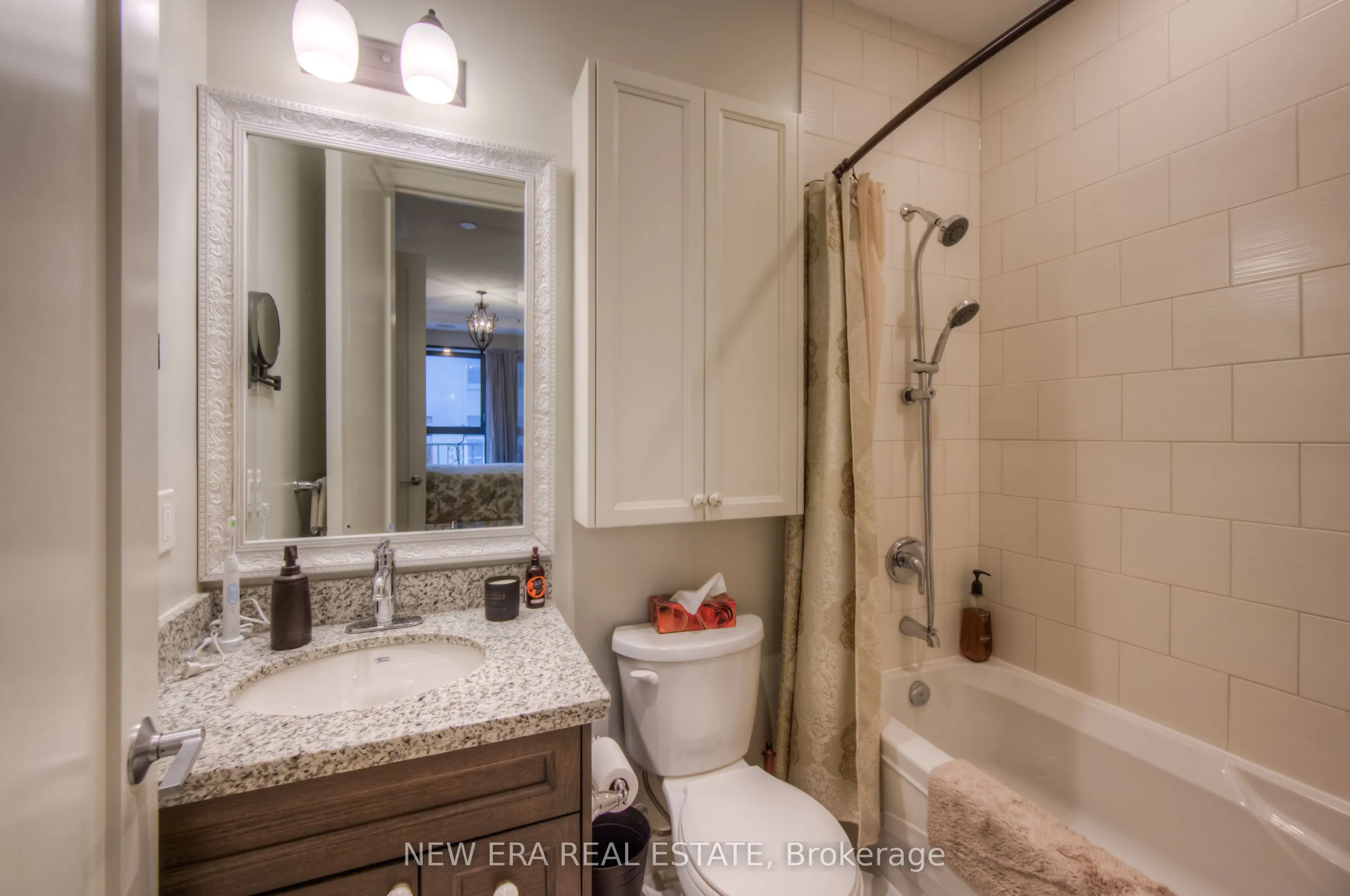 112 King Street E, #506