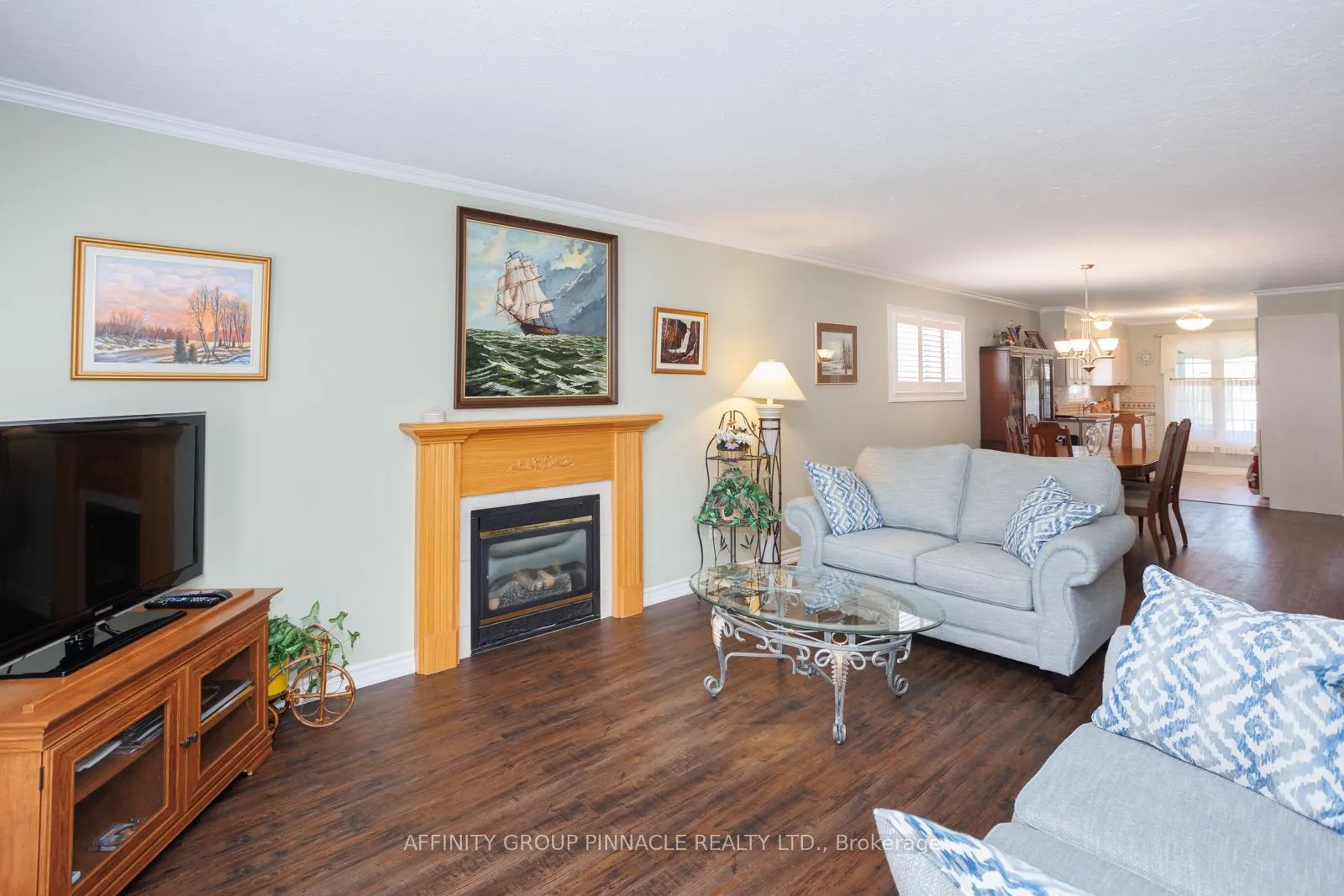 5 Susan Court