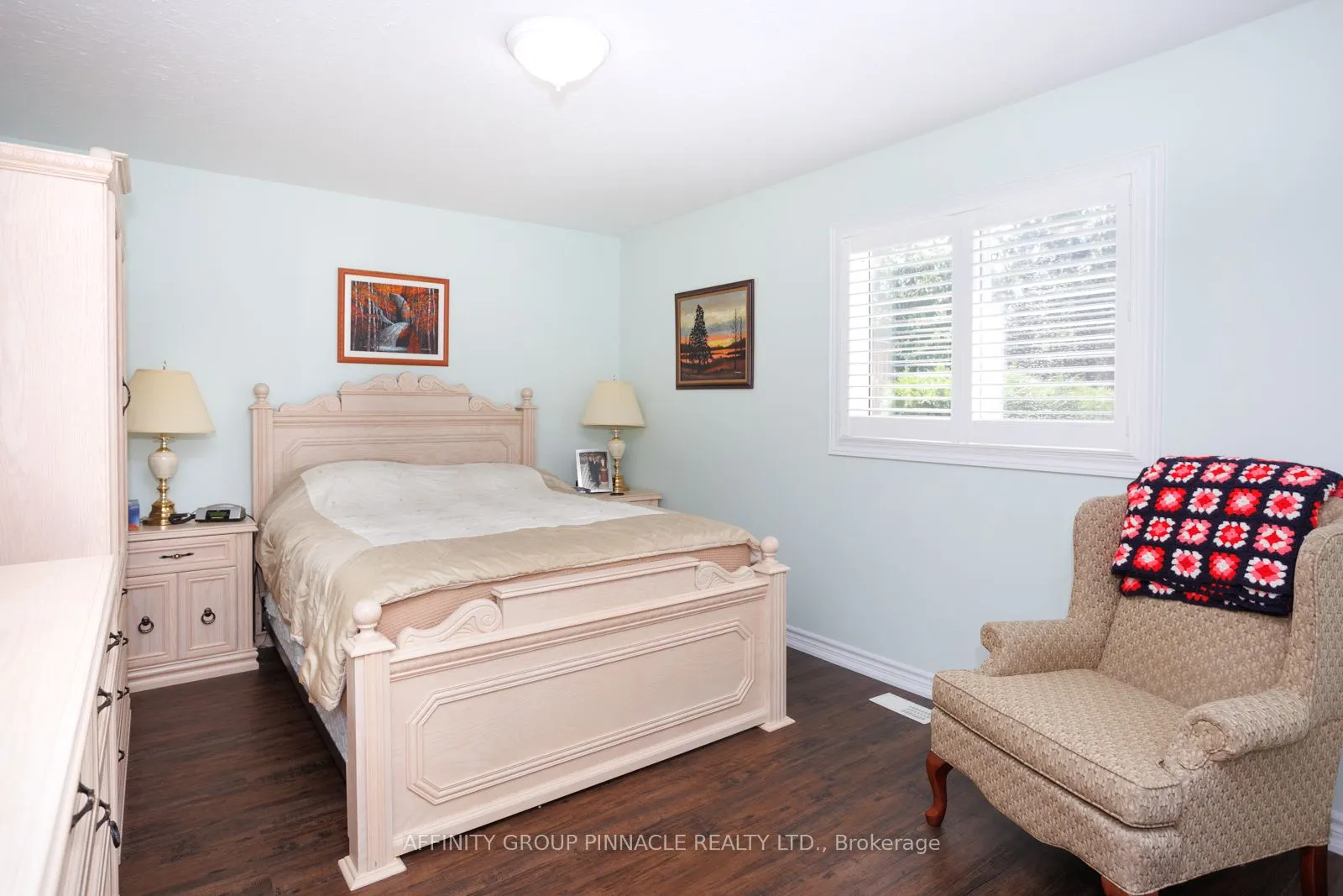 5 Susan Court