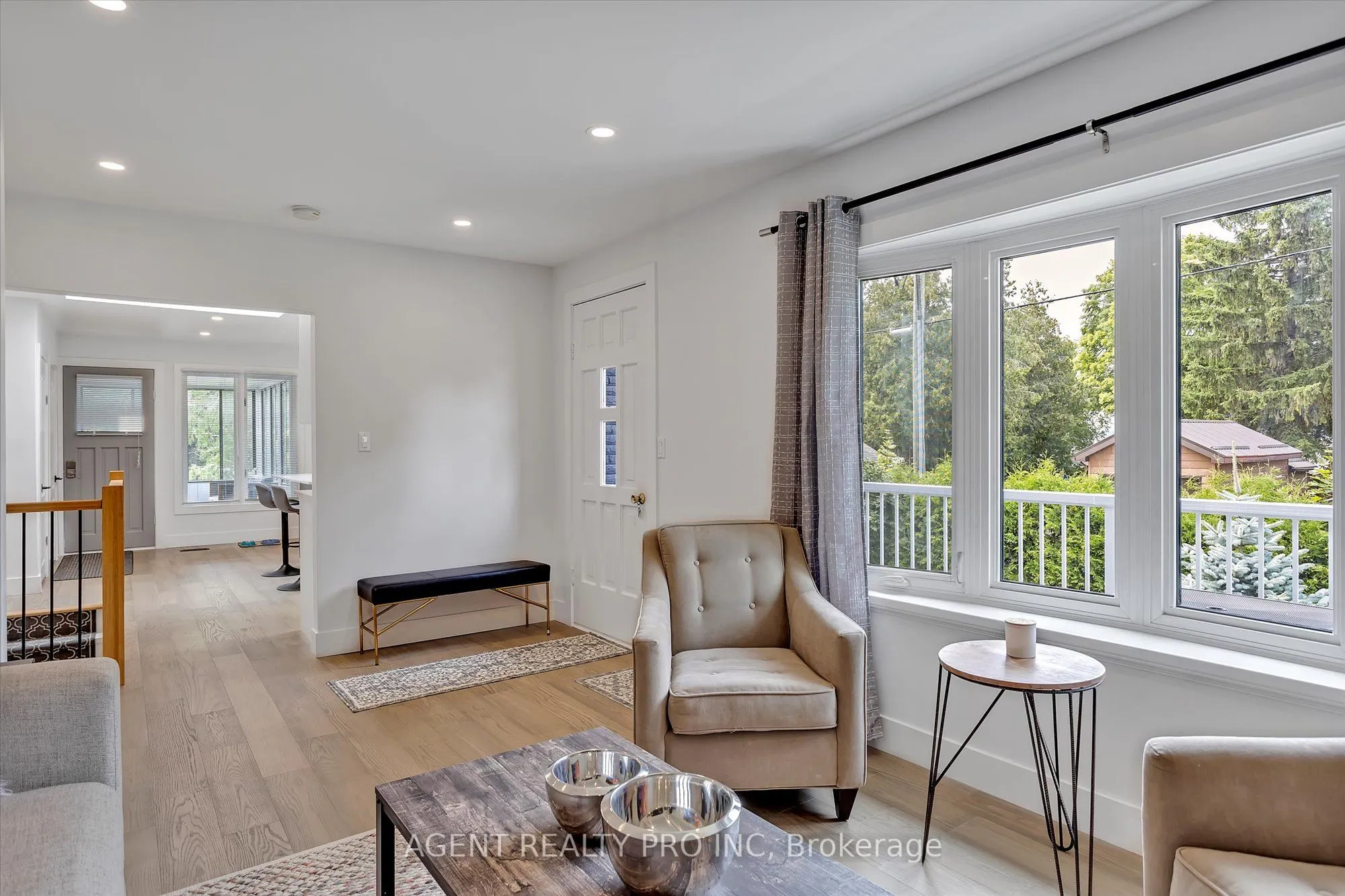 21 Oriole Road