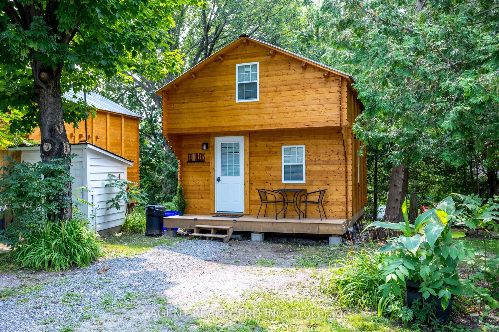 21 Oriole Road