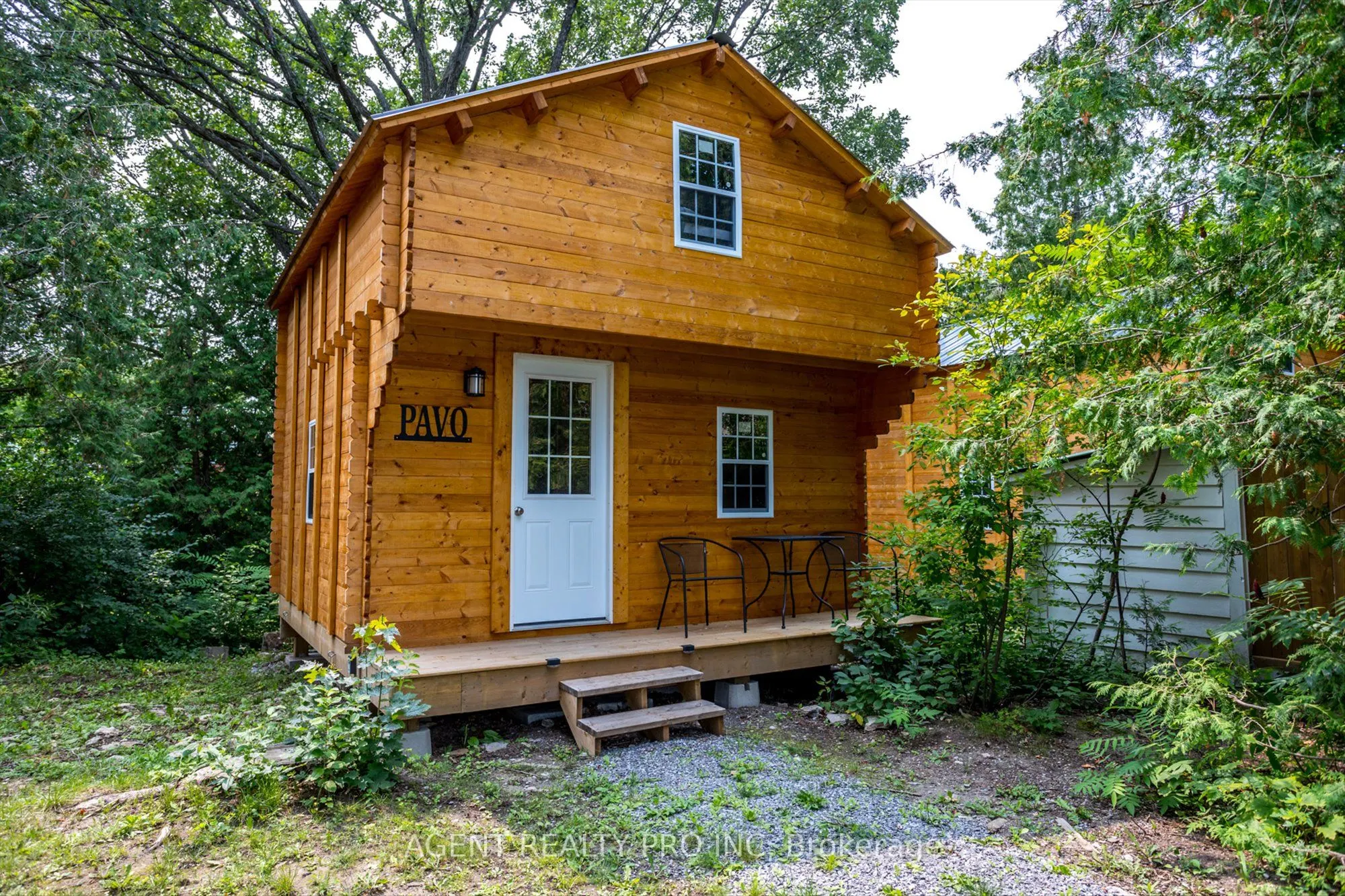 21 Oriole Road