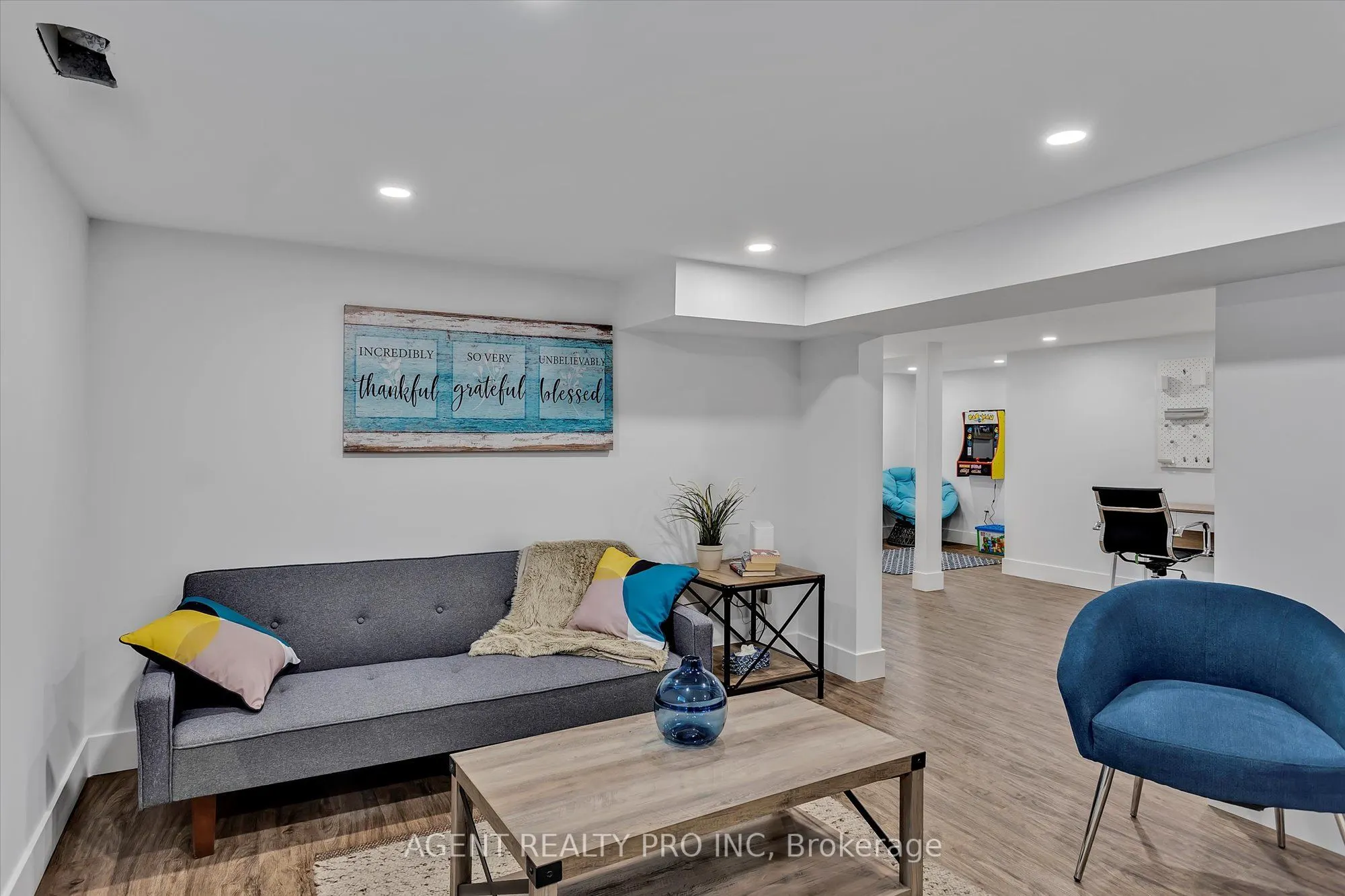 21 Oriole Road