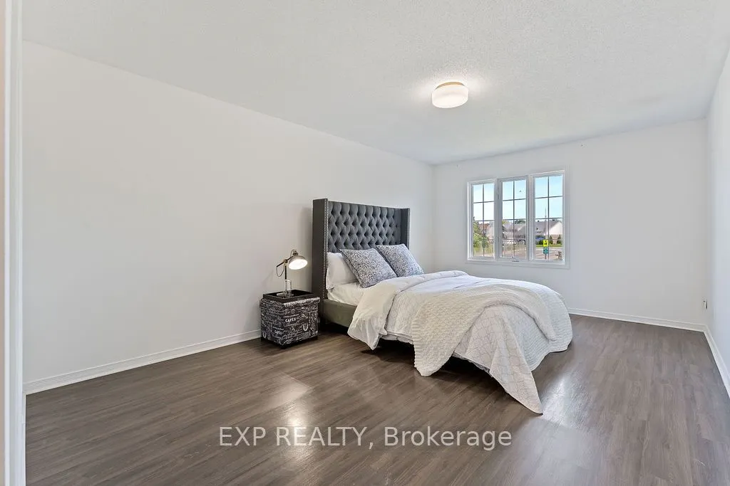 2 Bonnechere Drive