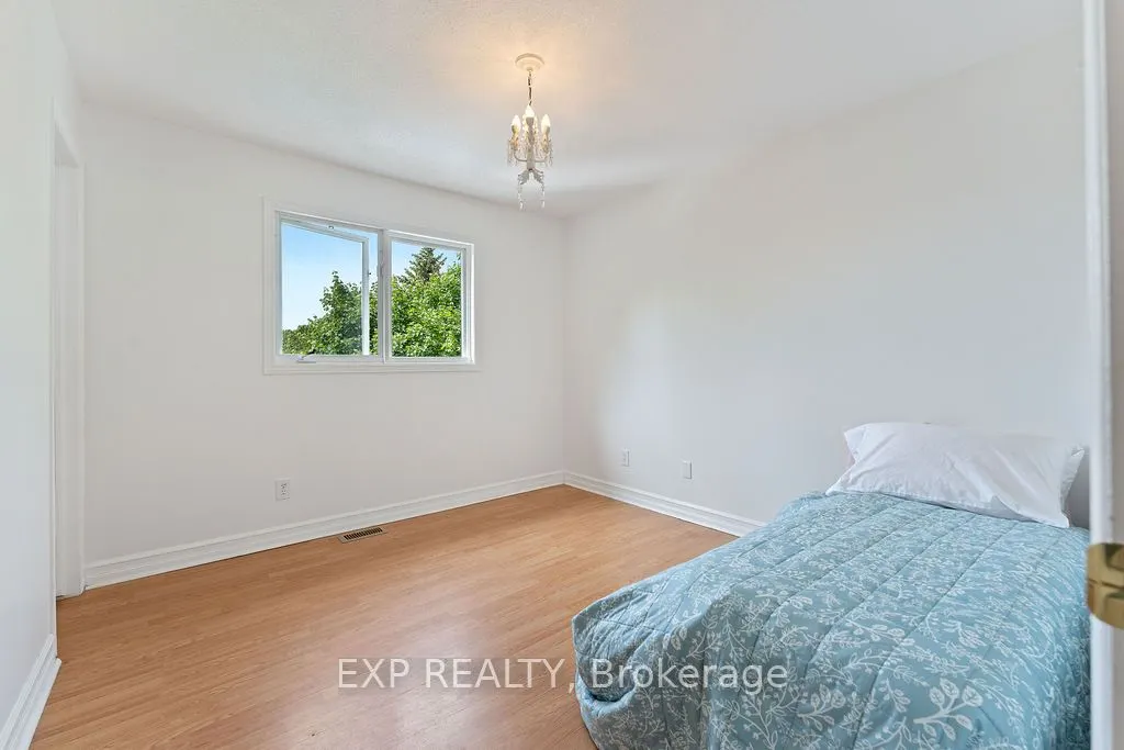 2 Bonnechere Drive