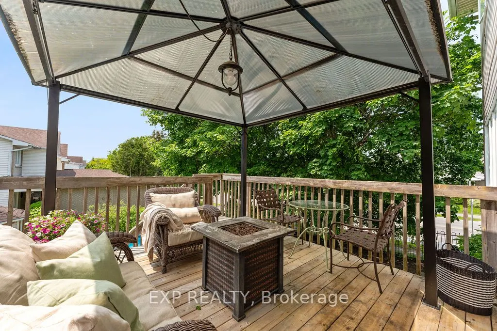 2 Bonnechere Drive