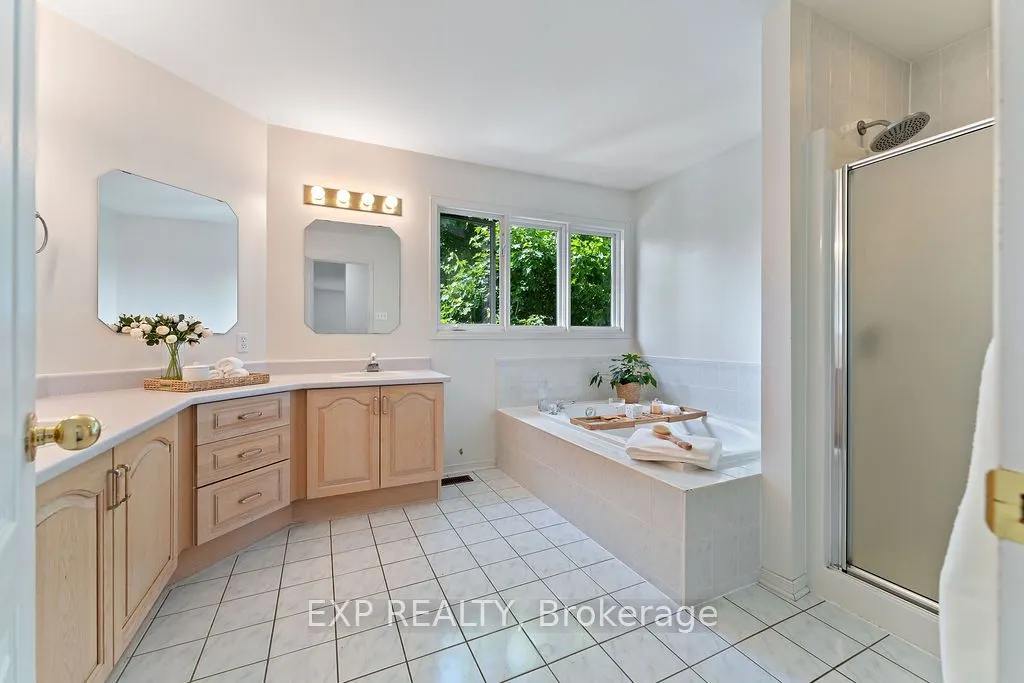 2 Bonnechere Drive