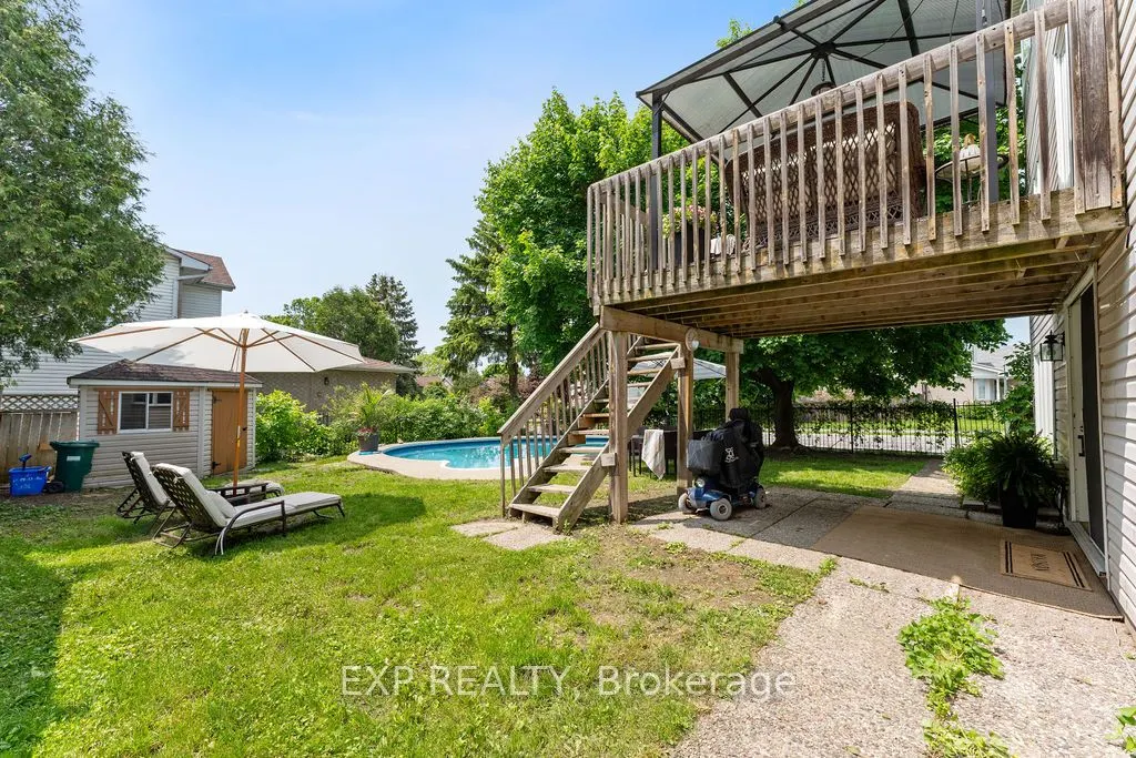 2 Bonnechere Drive