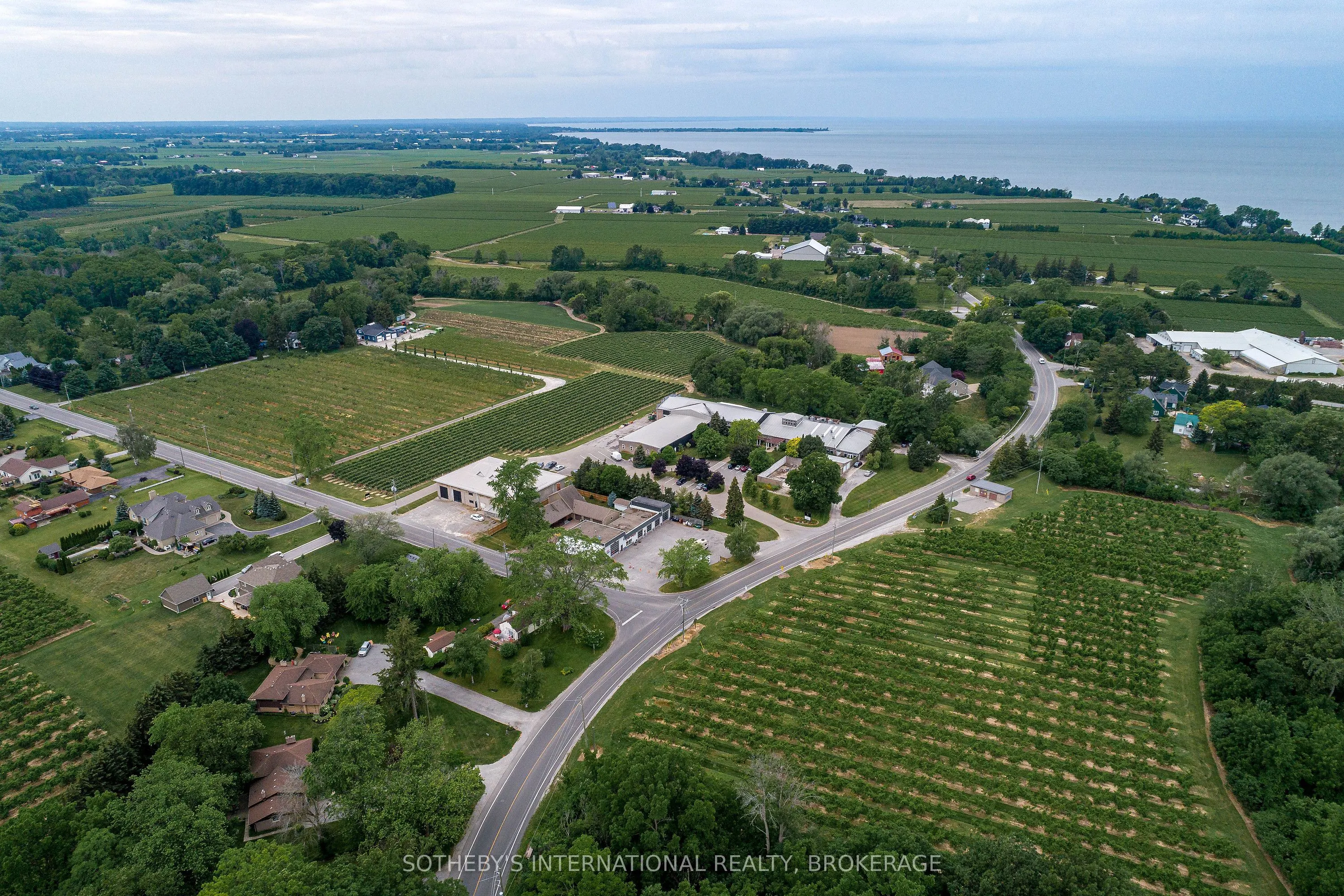 1339 LAKESHORE Road