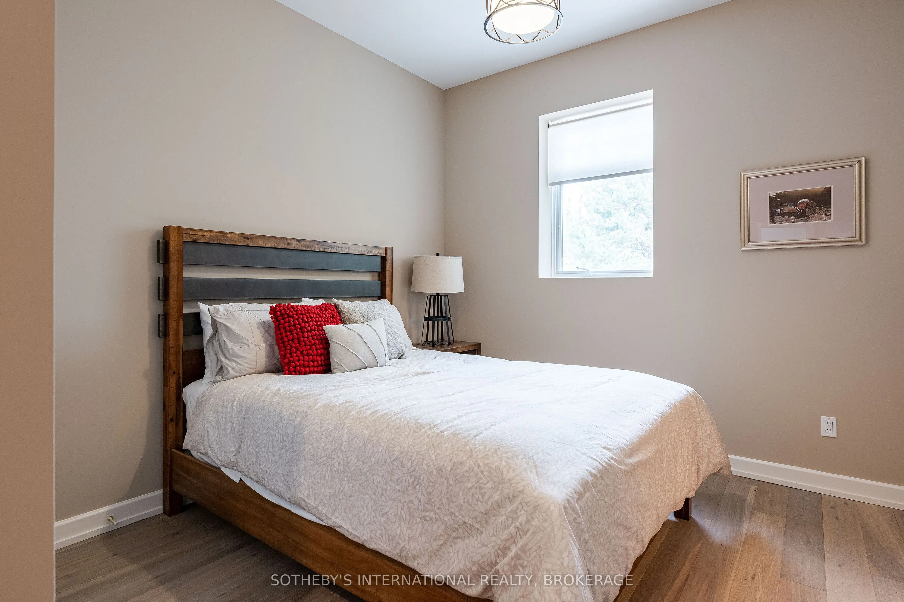 1339 LAKESHORE Road