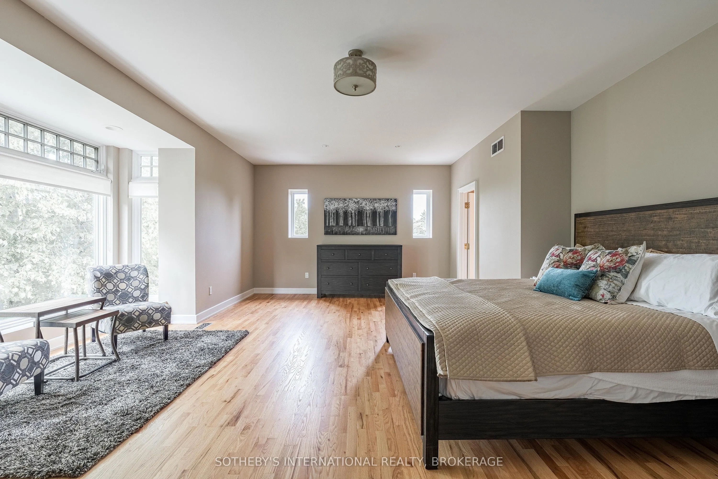 1339 LAKESHORE Road