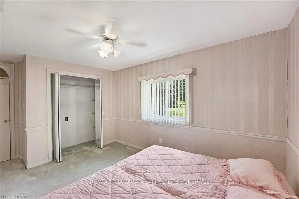 4446 Lakeside Drive