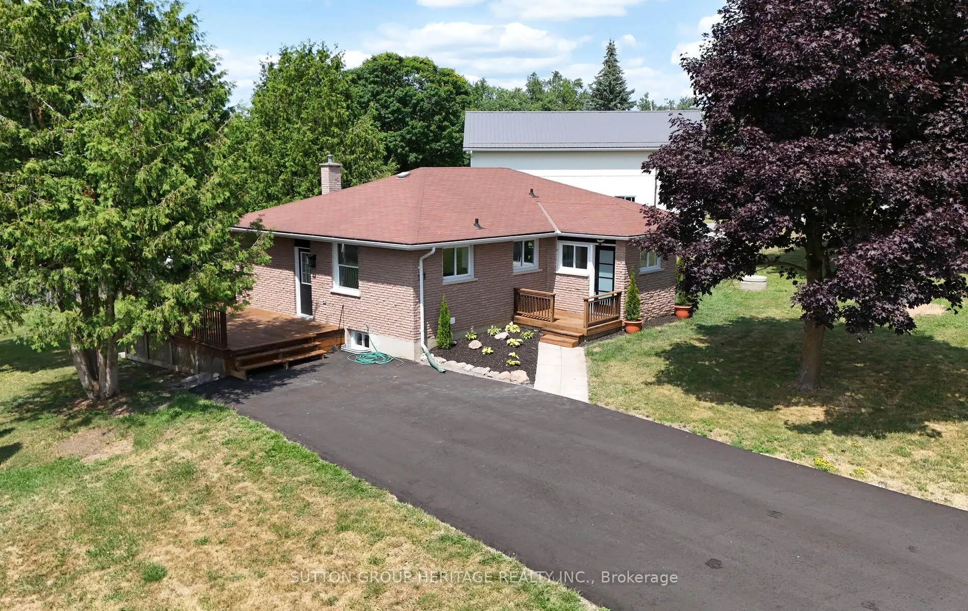 11 Sturgeon Crescent