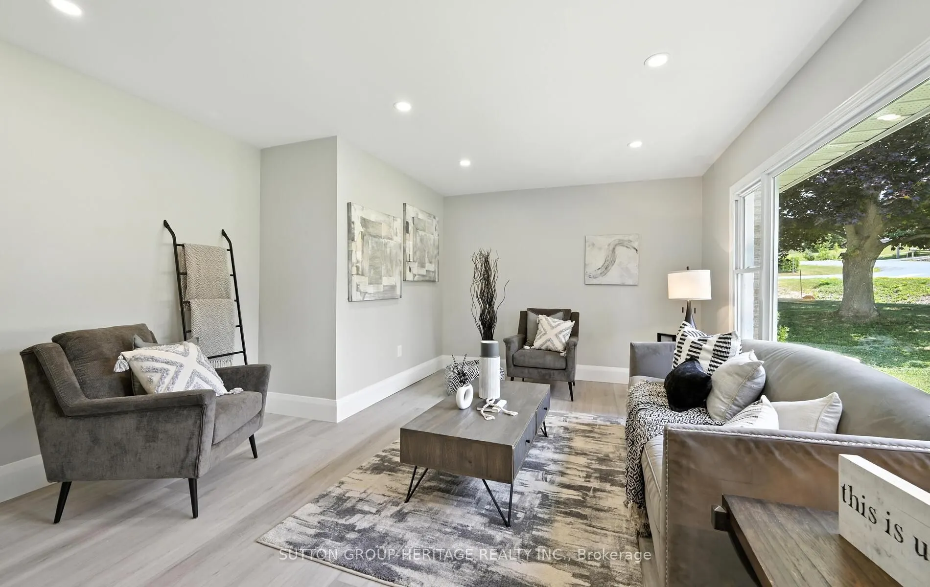 11 Sturgeon Crescent