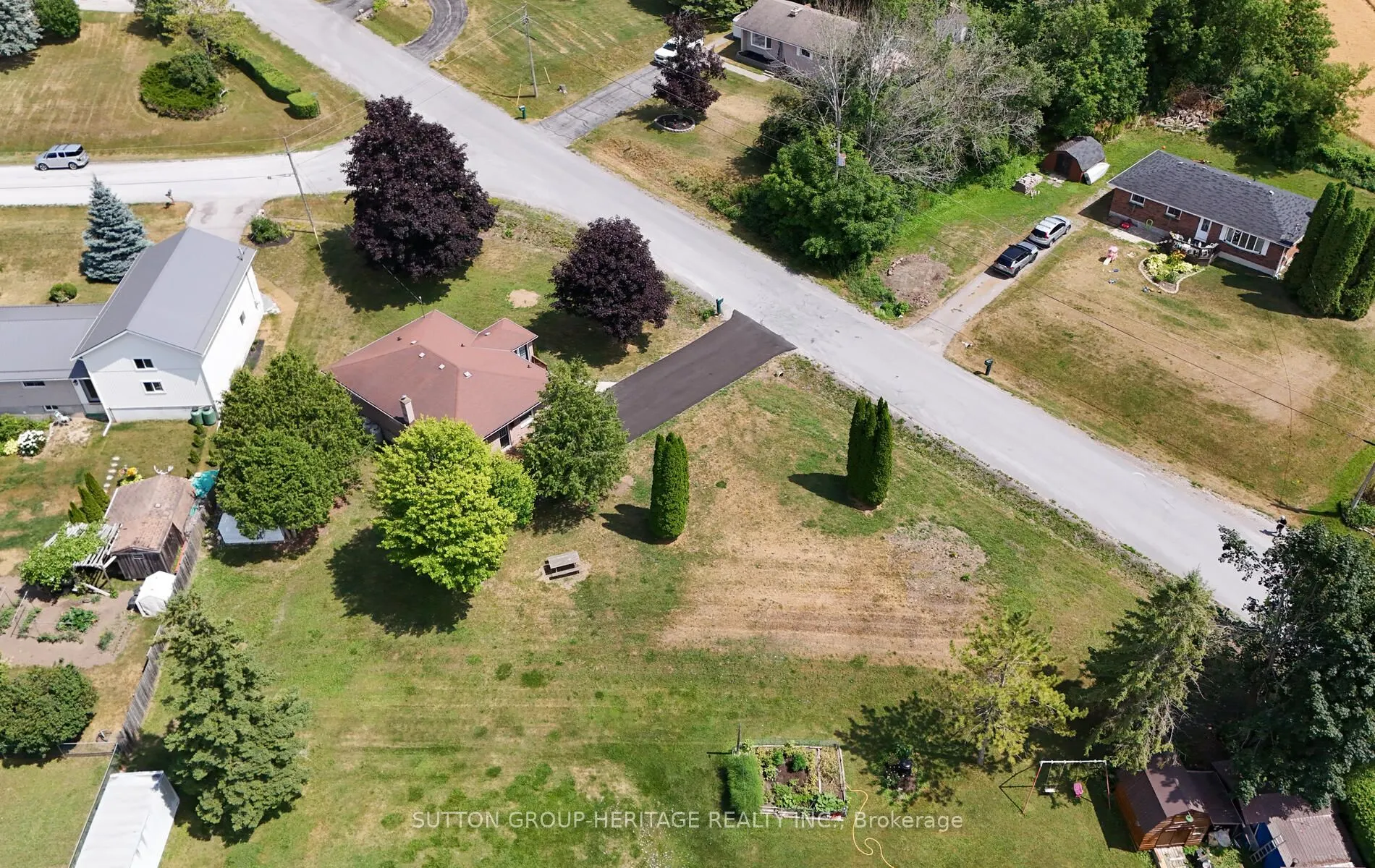 11 Sturgeon Crescent