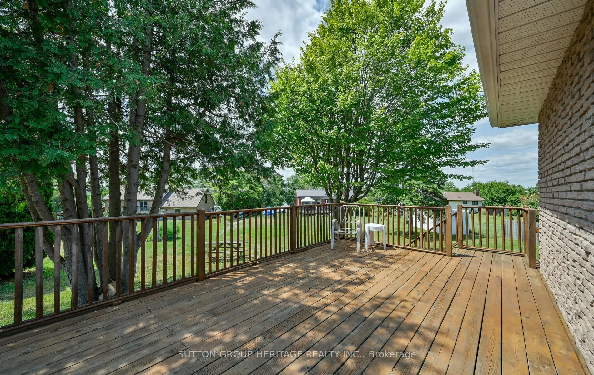 11 Sturgeon Crescent