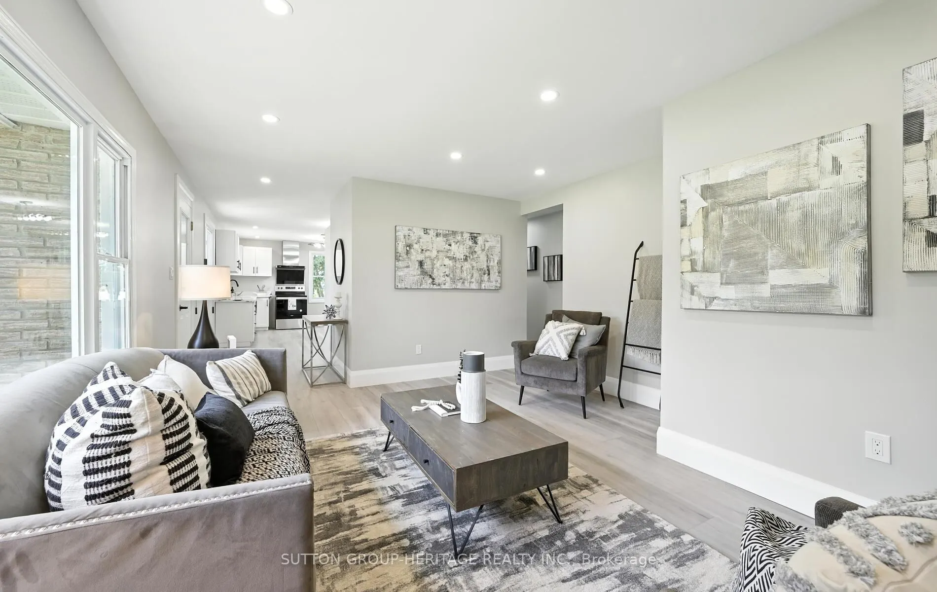 11 Sturgeon Crescent