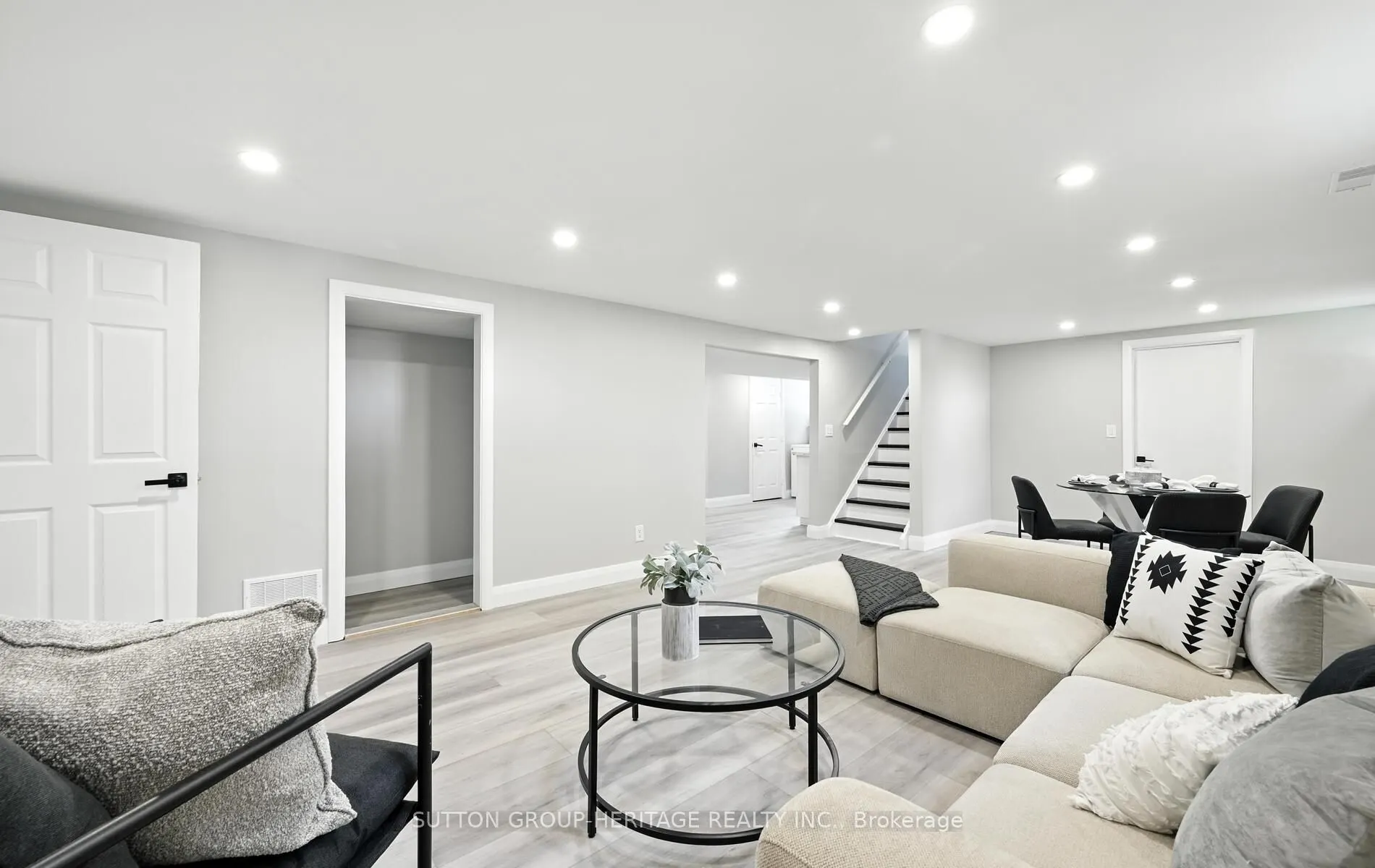 11 Sturgeon Crescent