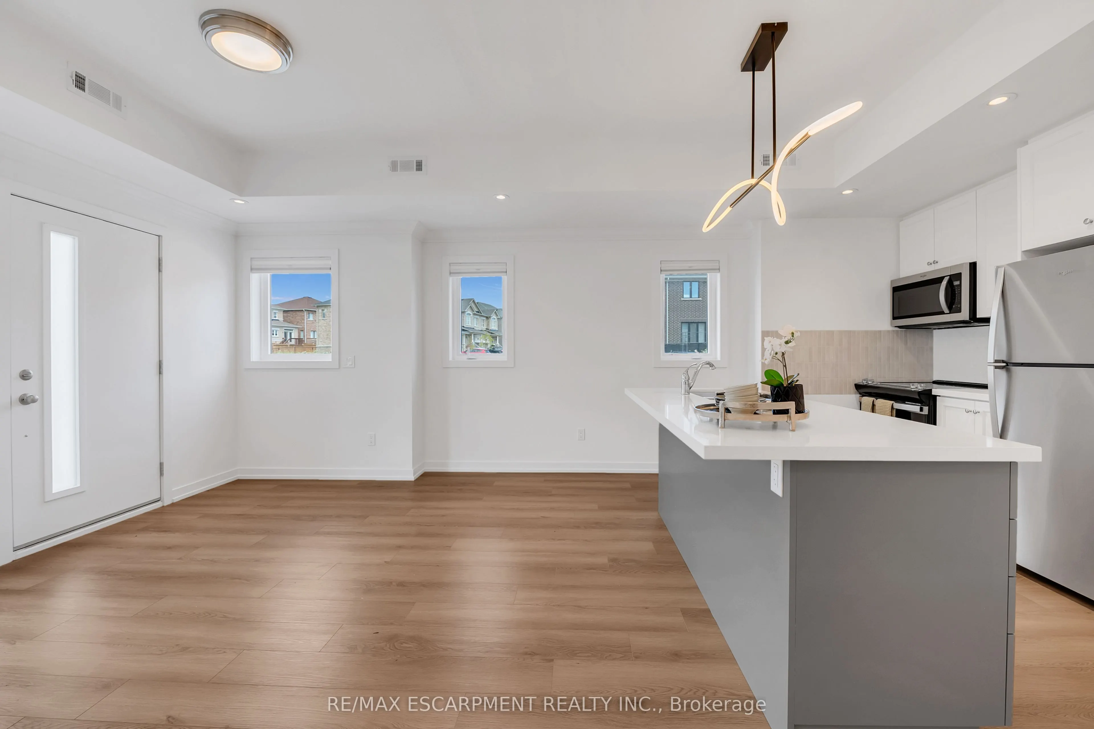 64 Kenesky Drive, #64