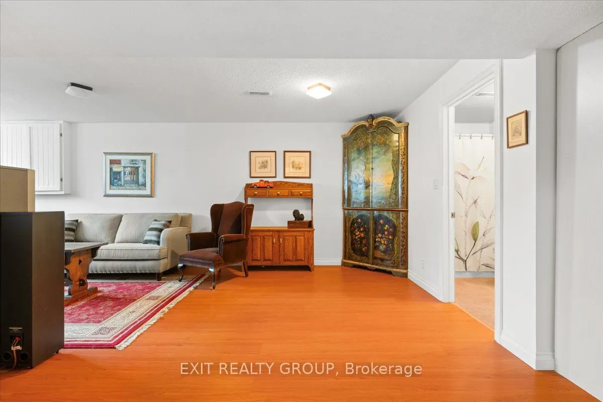 41 Faraday Gardens