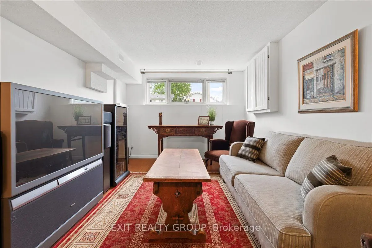 41 Faraday Gardens